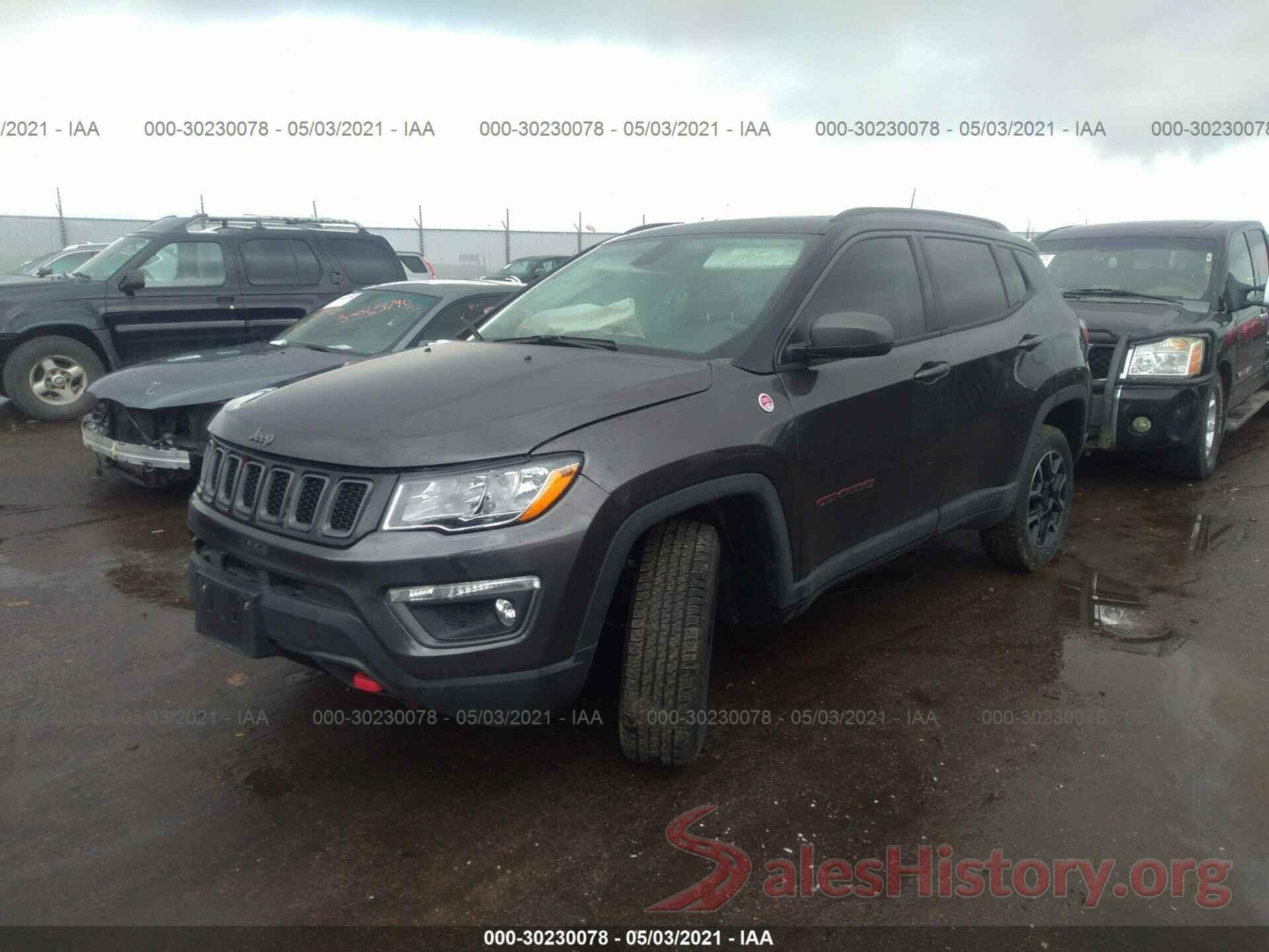 3C4NJDDB2KT653814 2019 JEEP COMPASS