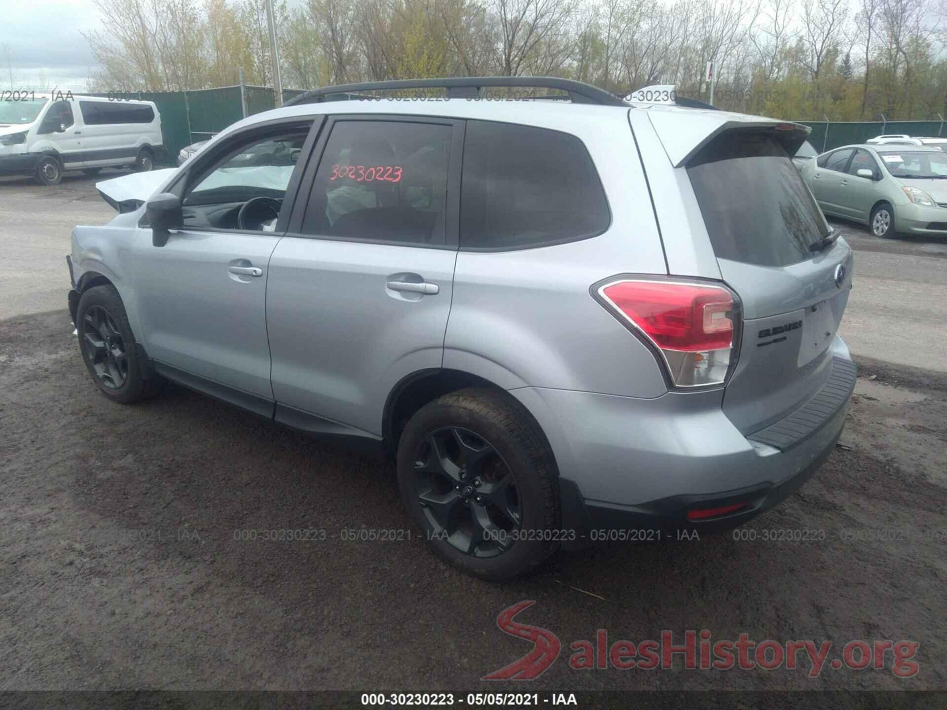 JF2SJAGC1JH538366 2018 SUBARU FORESTER