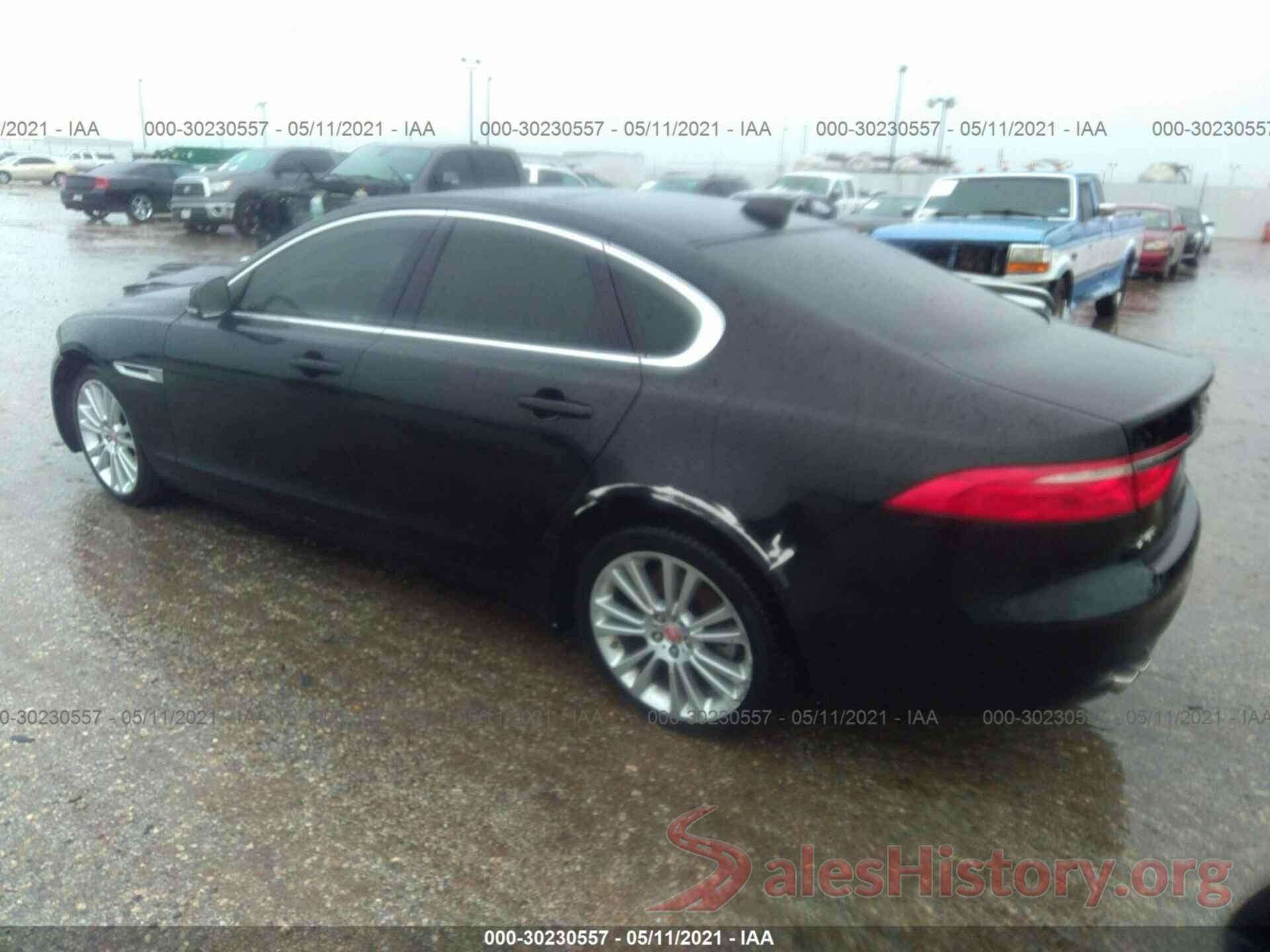 SAJBE4BN6HCY32190 2017 JAGUAR XF