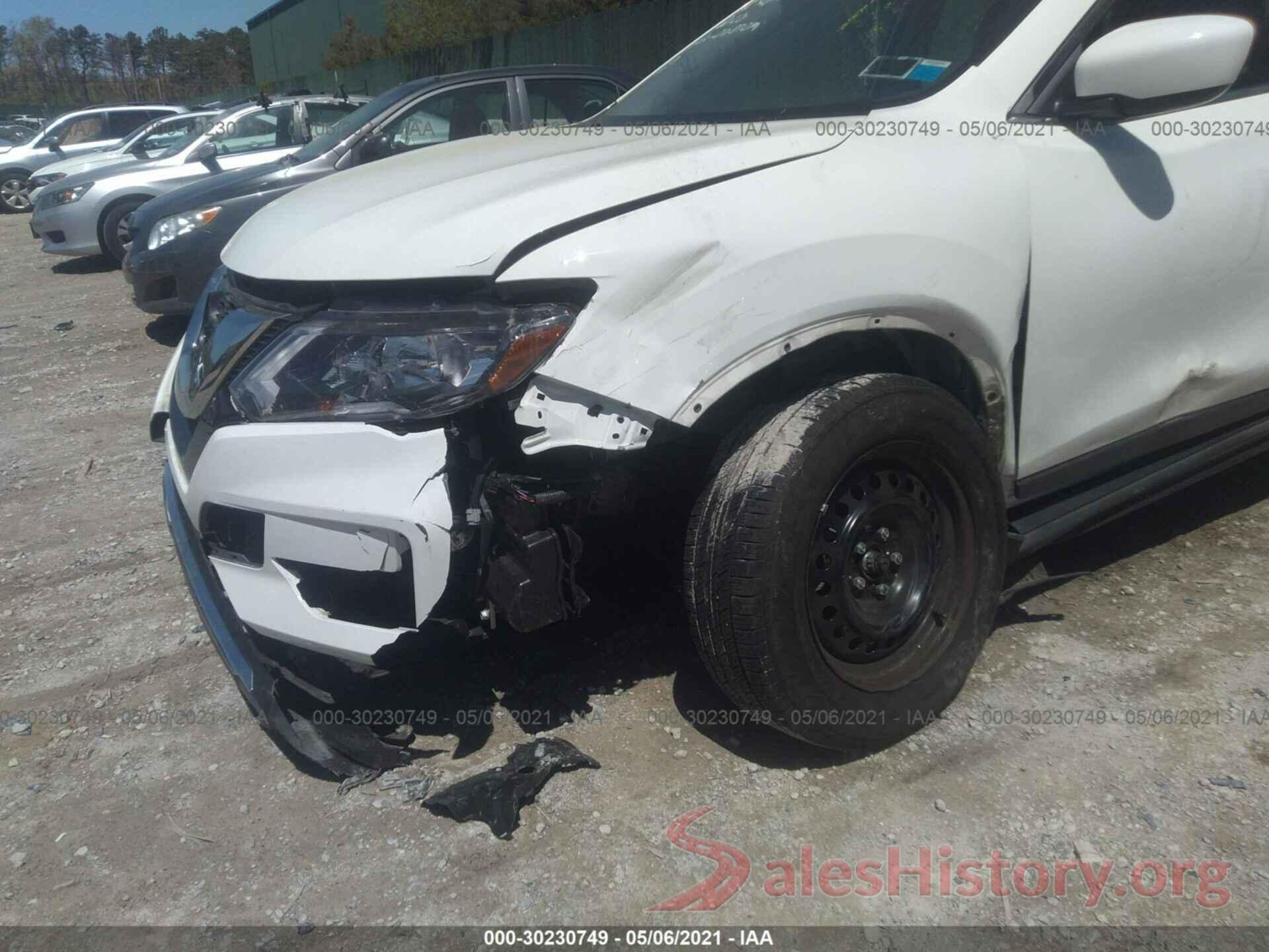 KNMAT2MV3JP566238 2018 NISSAN ROGUE