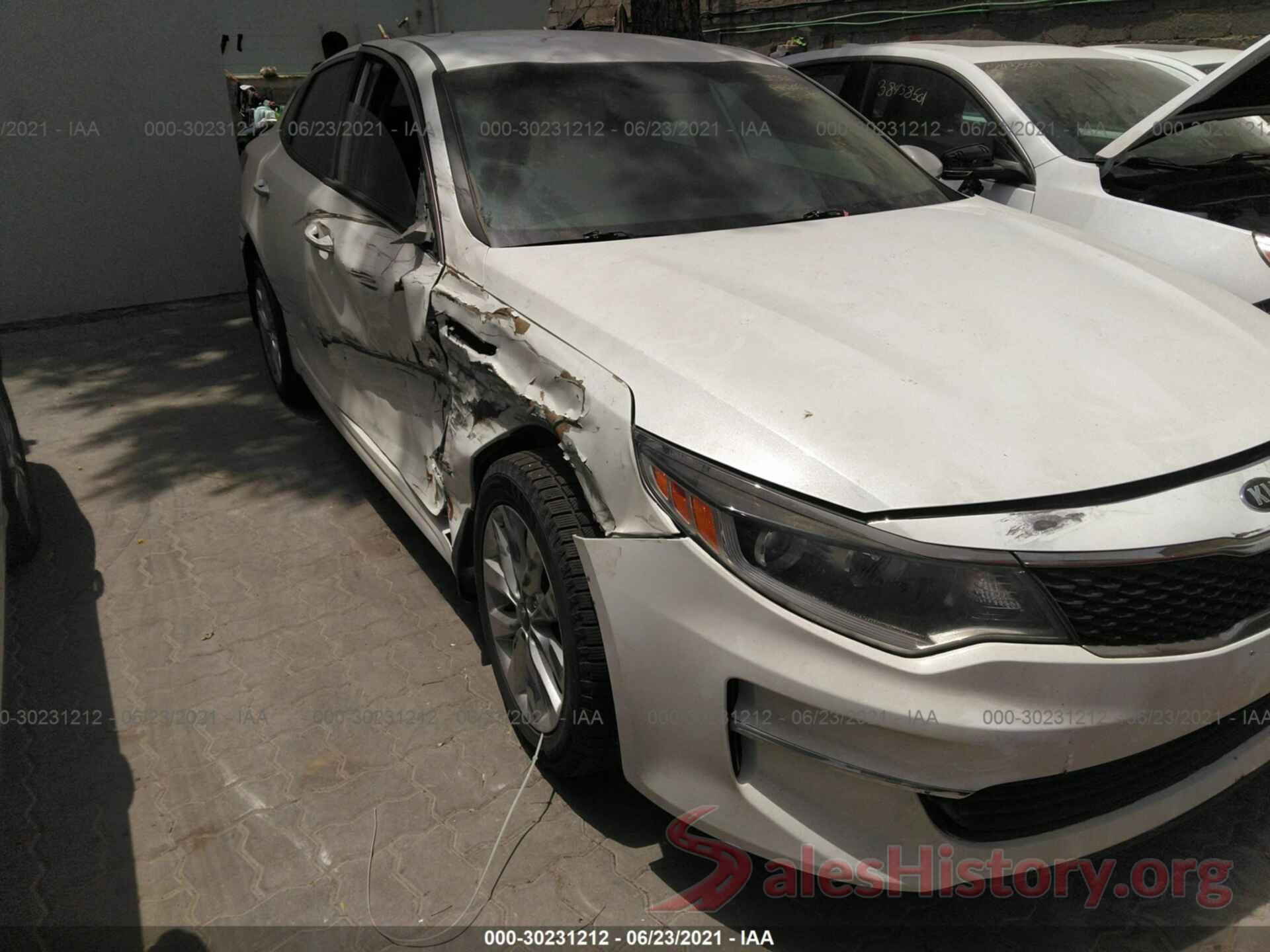 5XXGT4L37JG211652 2018 KIA OPTIMA