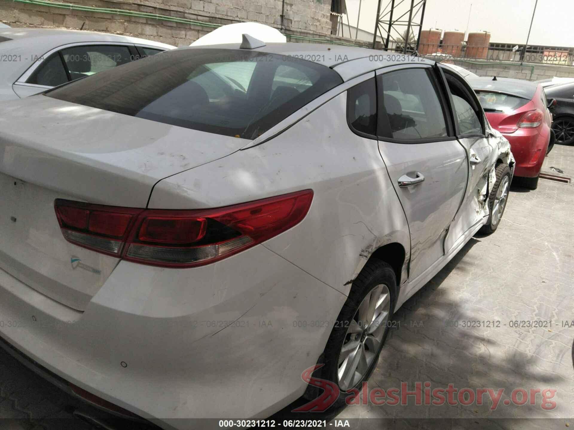 5XXGT4L37JG211652 2018 KIA OPTIMA