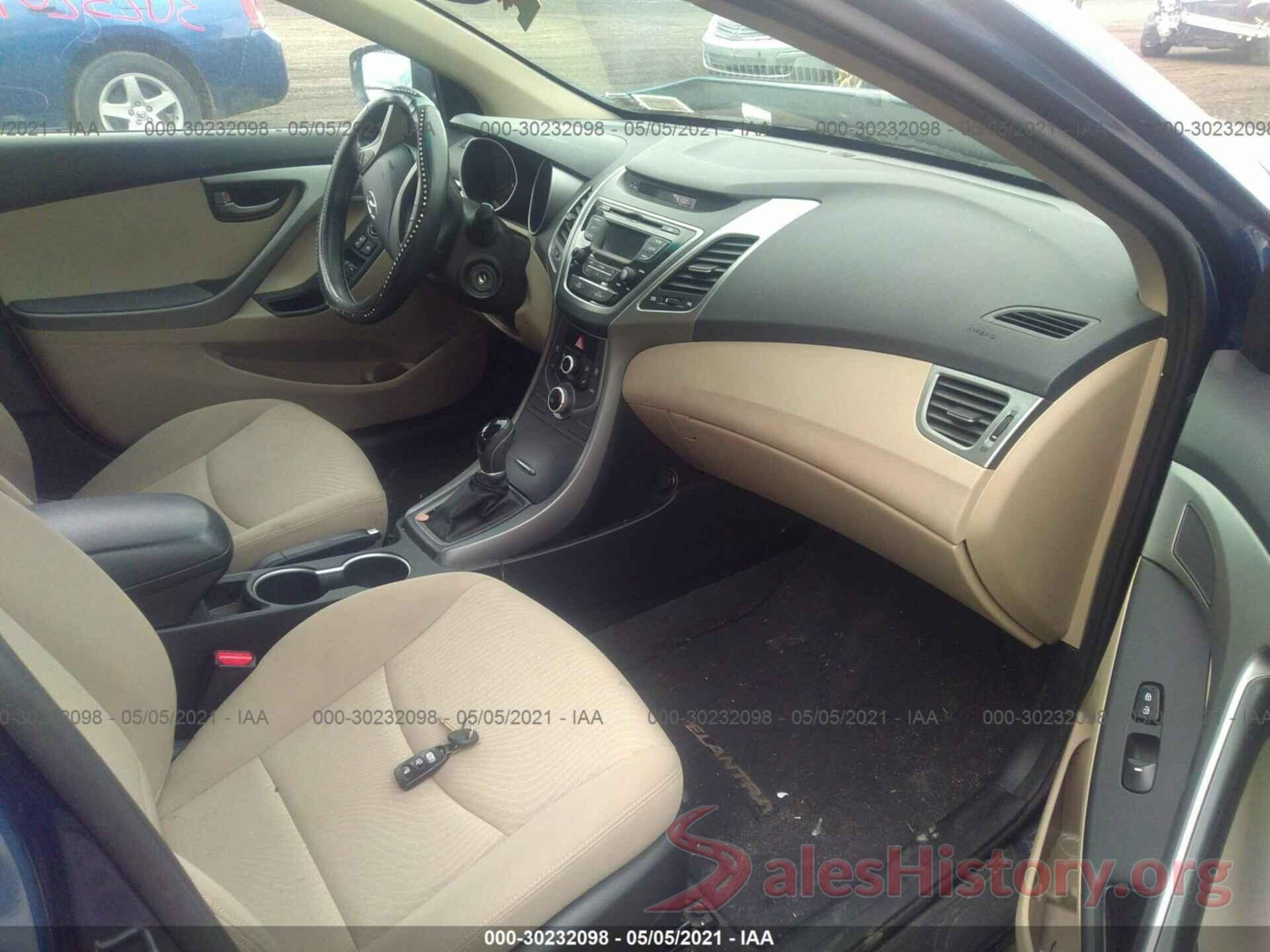 KMHDH4AE9GU643683 2016 HYUNDAI ELANTRA