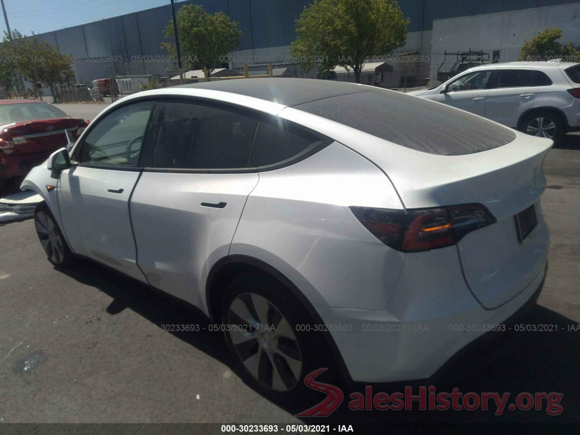 5YJYGDEE5MF139302 2021 TESLA MODEL Y