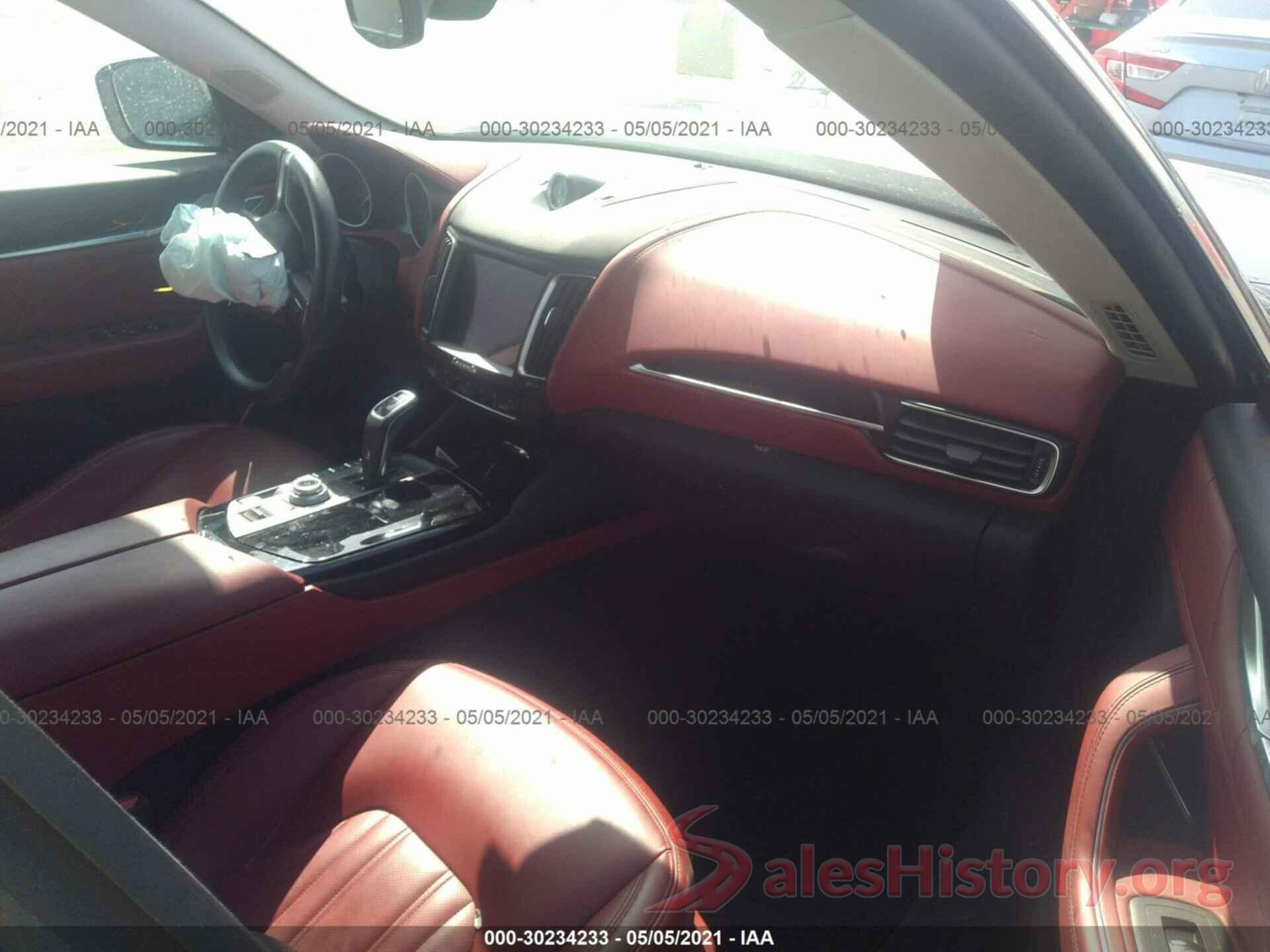 ZN661XUA1KX323520 2019 MASERATI LEVANTE