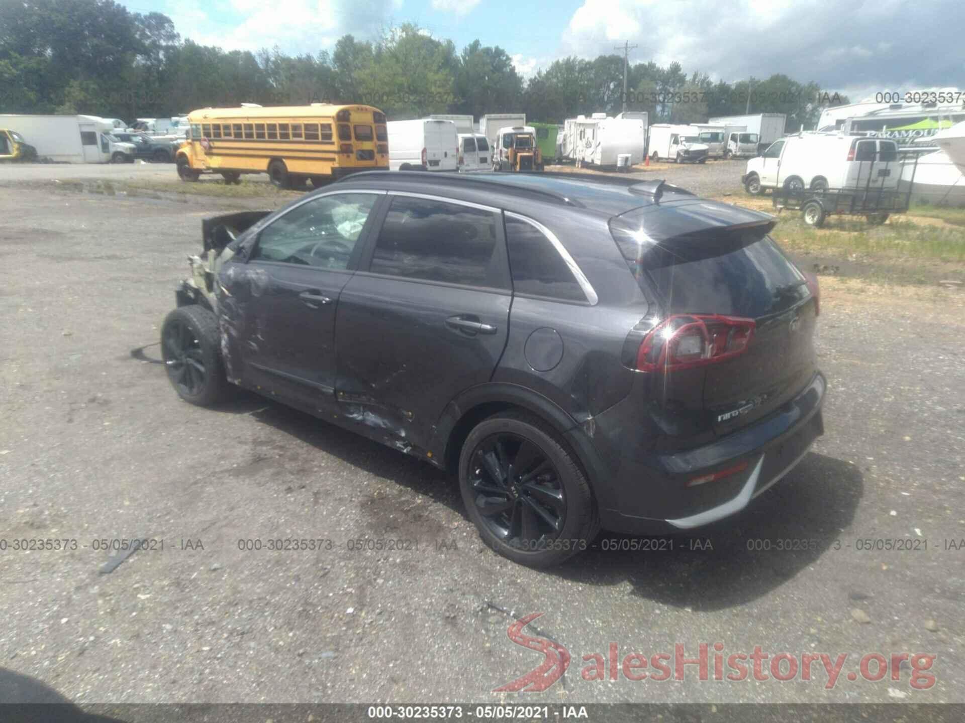 KNDCC3LC3K5262323 2019 KIA NIRO