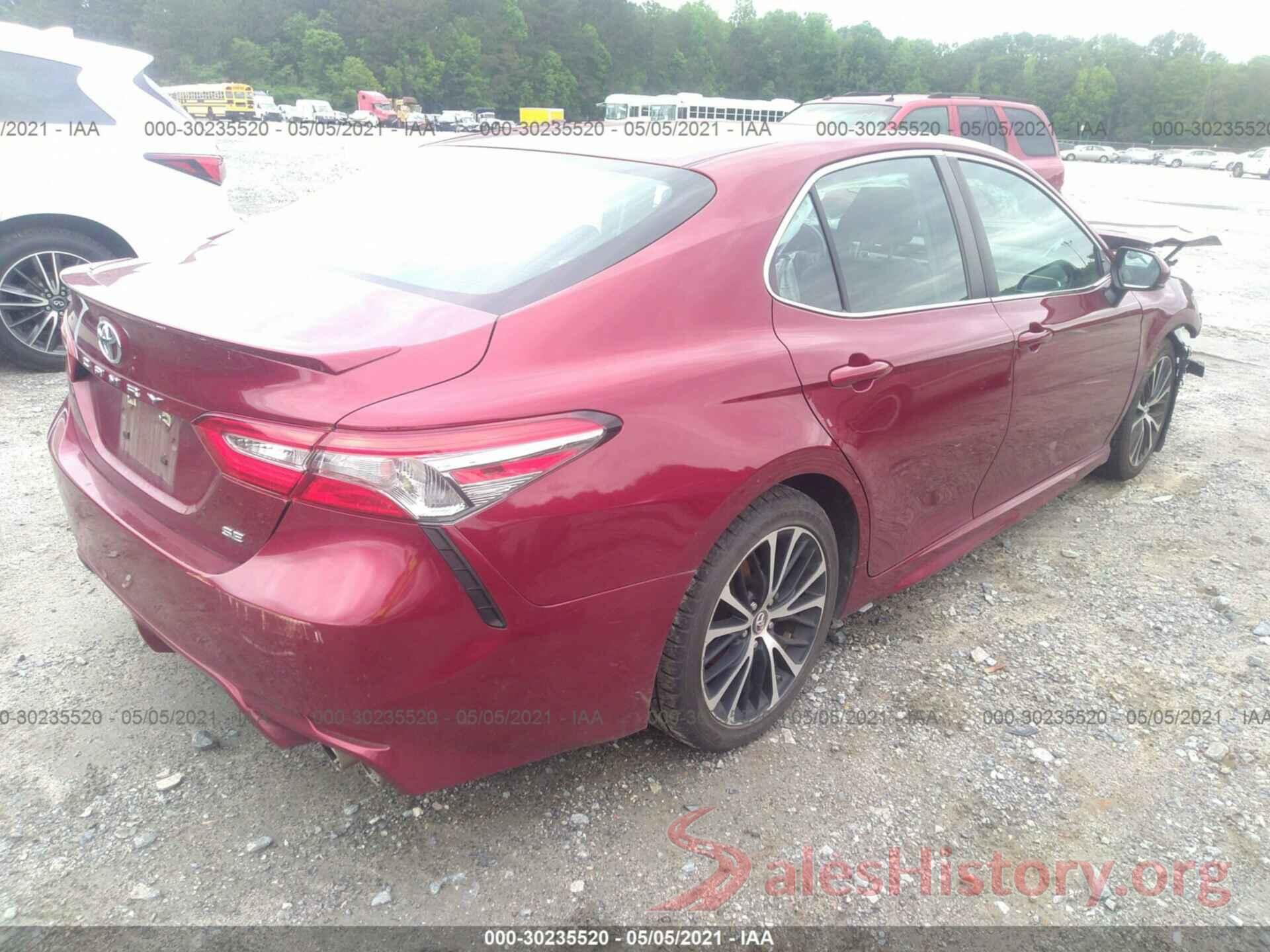 4T1B11HK4JU597919 2018 TOYOTA CAMRY