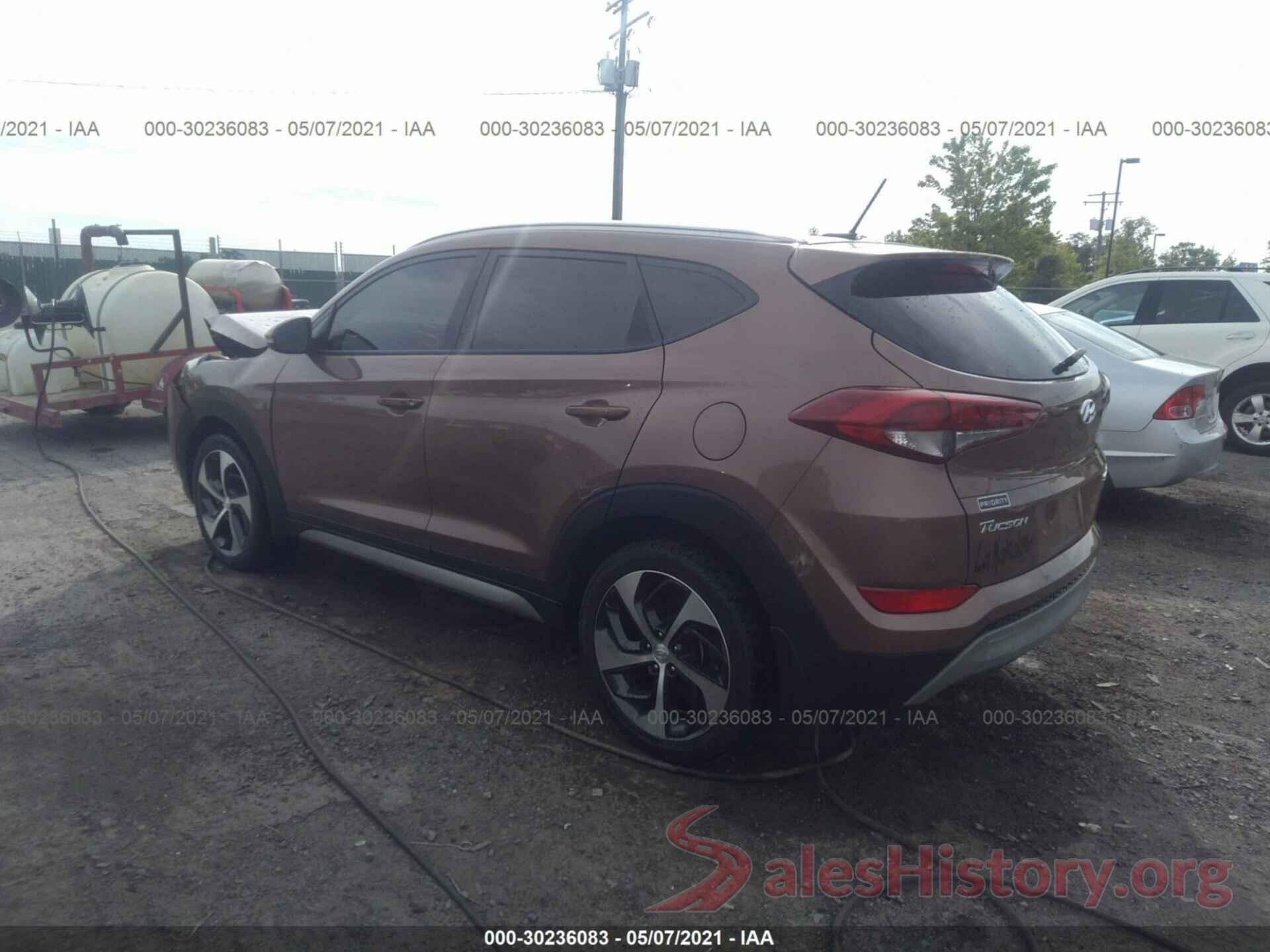 KM8J33A20HU323879 2017 HYUNDAI TUCSON