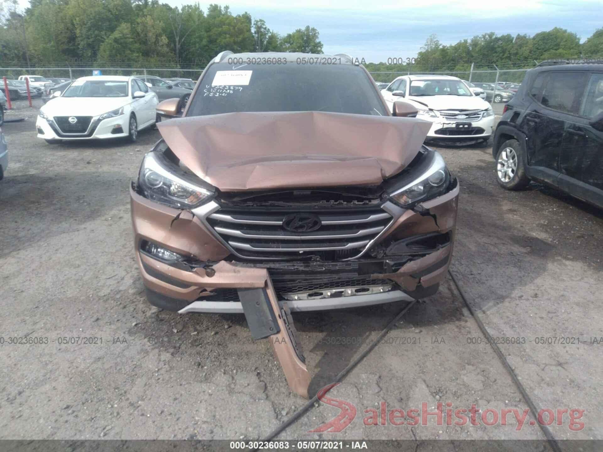 KM8J33A20HU323879 2017 HYUNDAI TUCSON