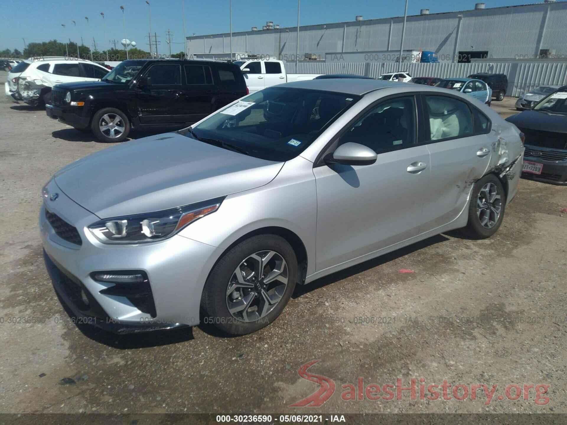 3KPF24AD4KE075890 2019 KIA FORTE