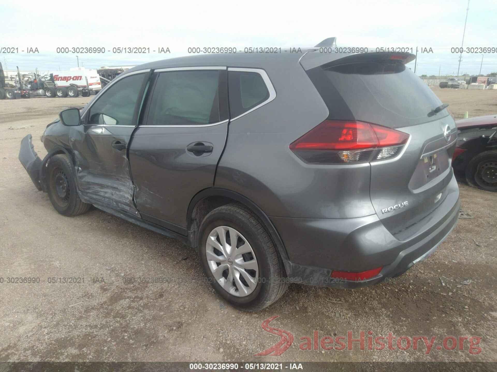 KNMAT2MT6JP582979 2018 NISSAN ROGUE