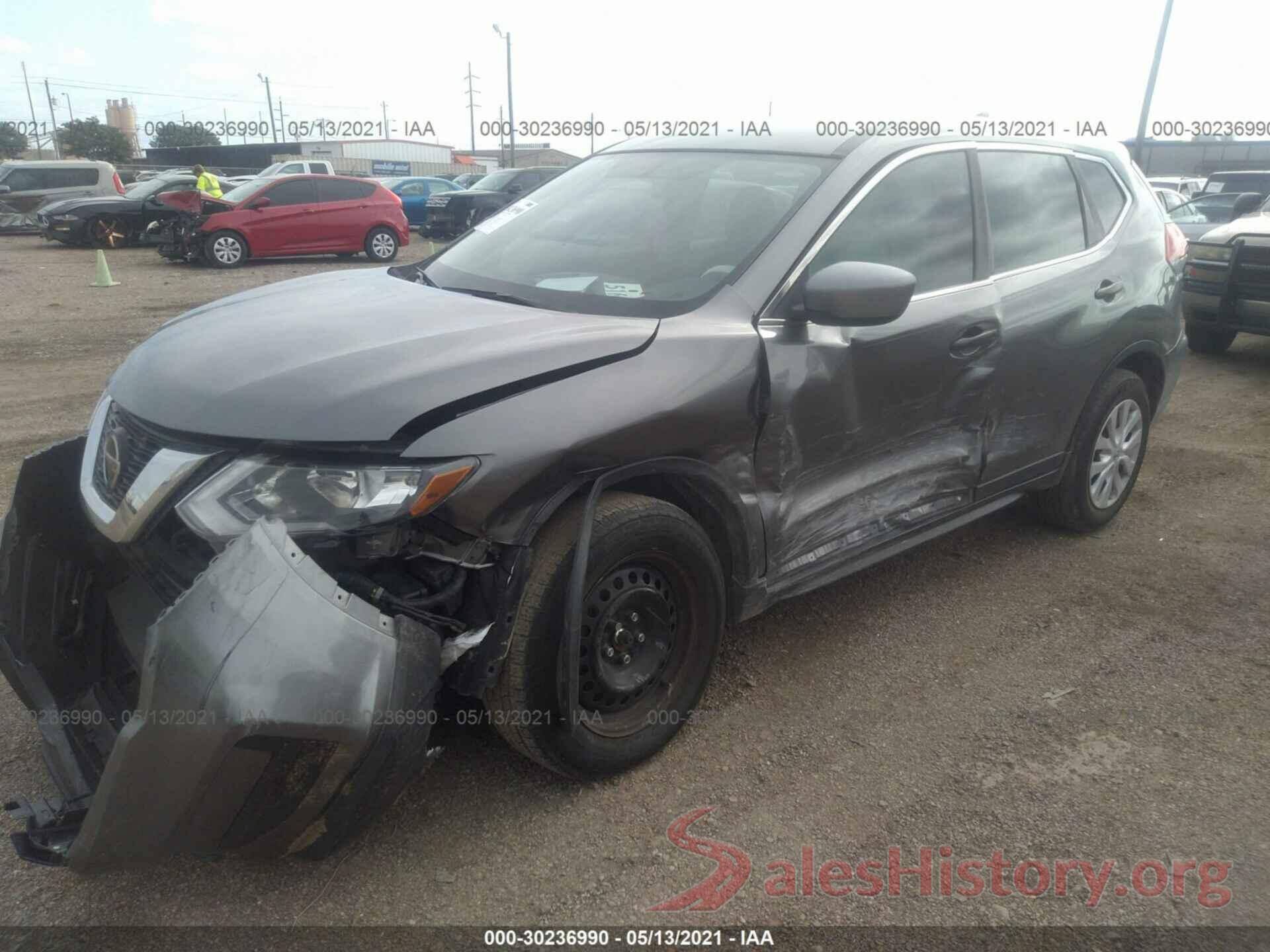 KNMAT2MT6JP582979 2018 NISSAN ROGUE