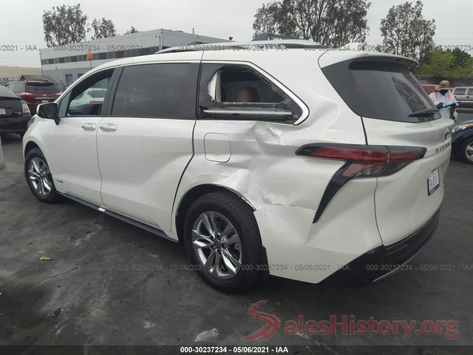 5TDZRKEC6MS026956 2021 TOYOTA SIENNA