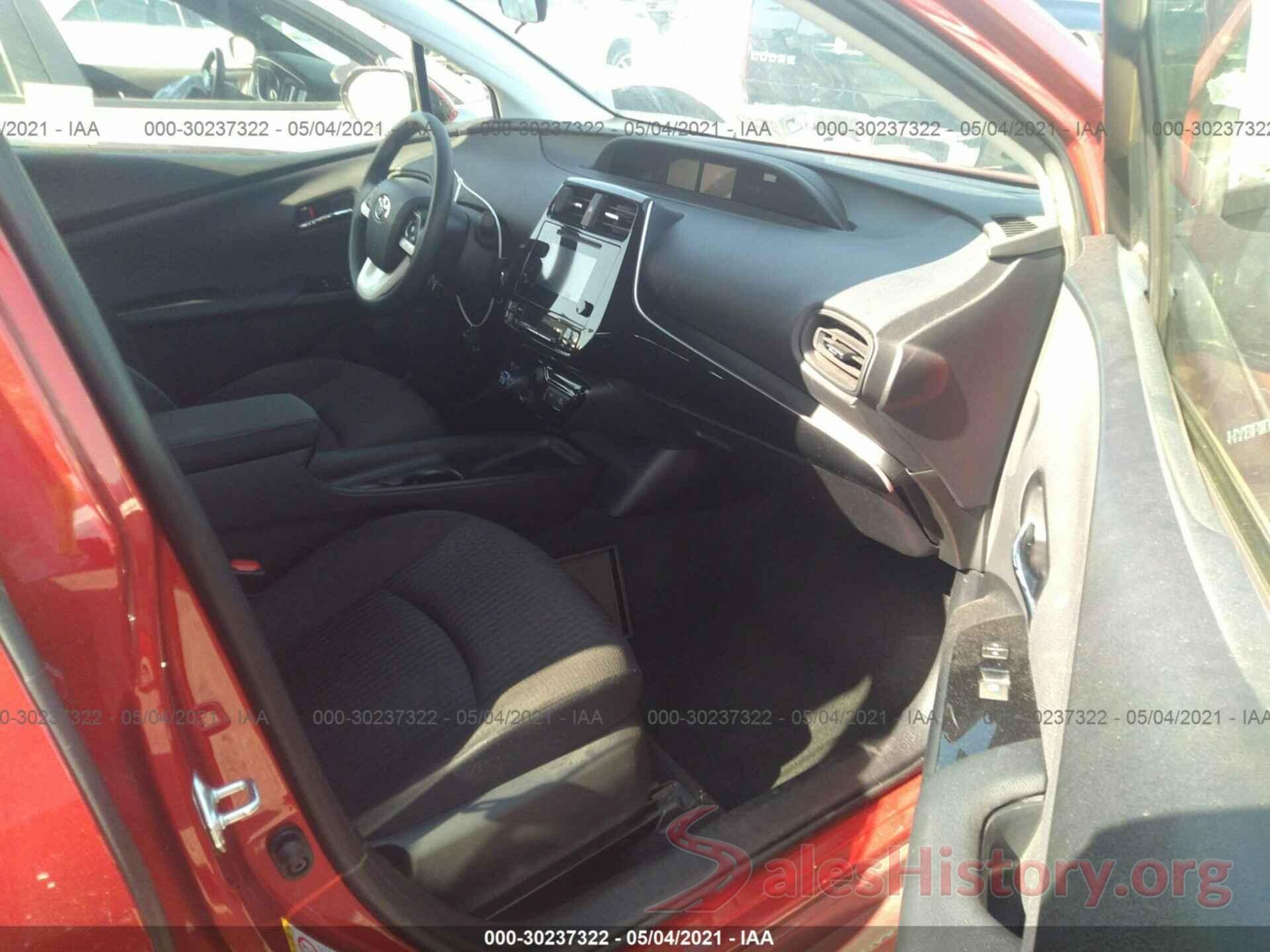 JTDKBRFUXJ3589852 2018 TOYOTA PRIUS