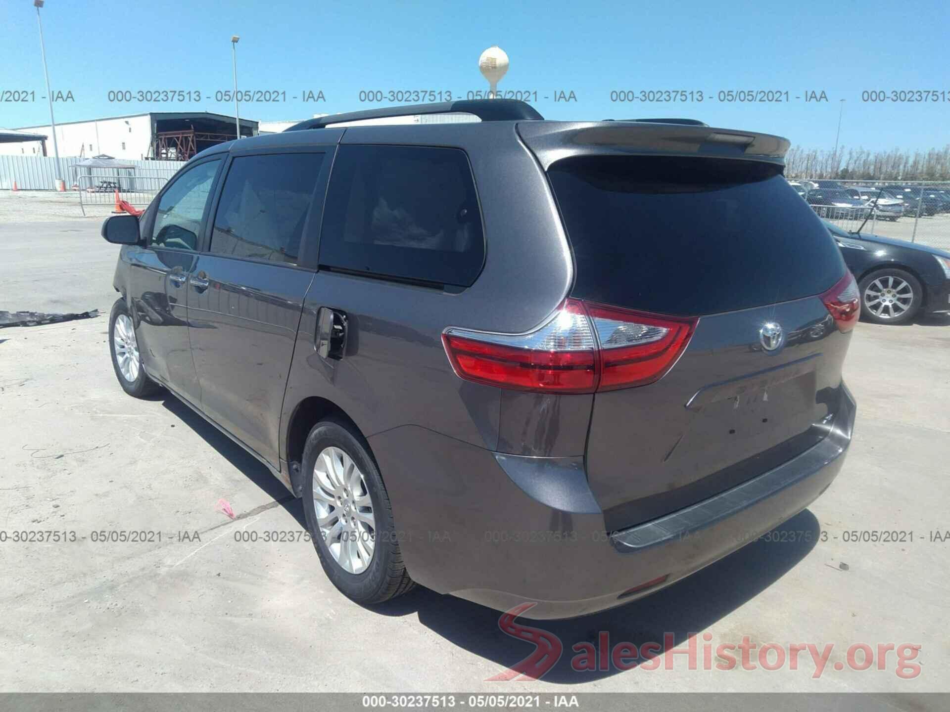 5TDYZ3DC0HS888742 2017 TOYOTA SIENNA