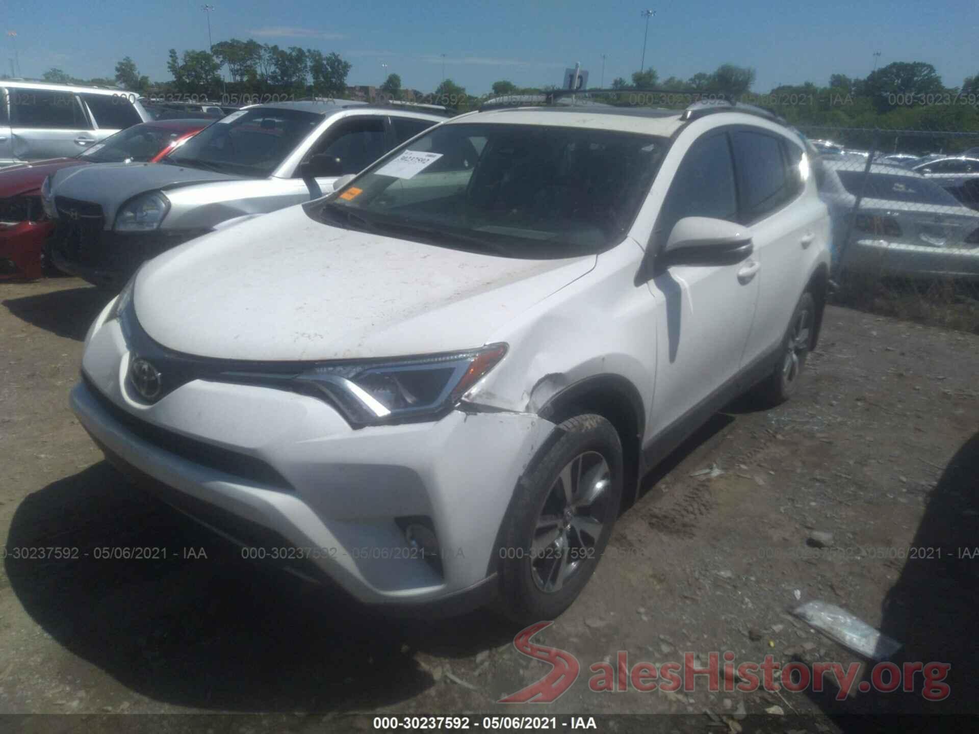 JTMRFREV3HJ705010 2017 TOYOTA RAV4