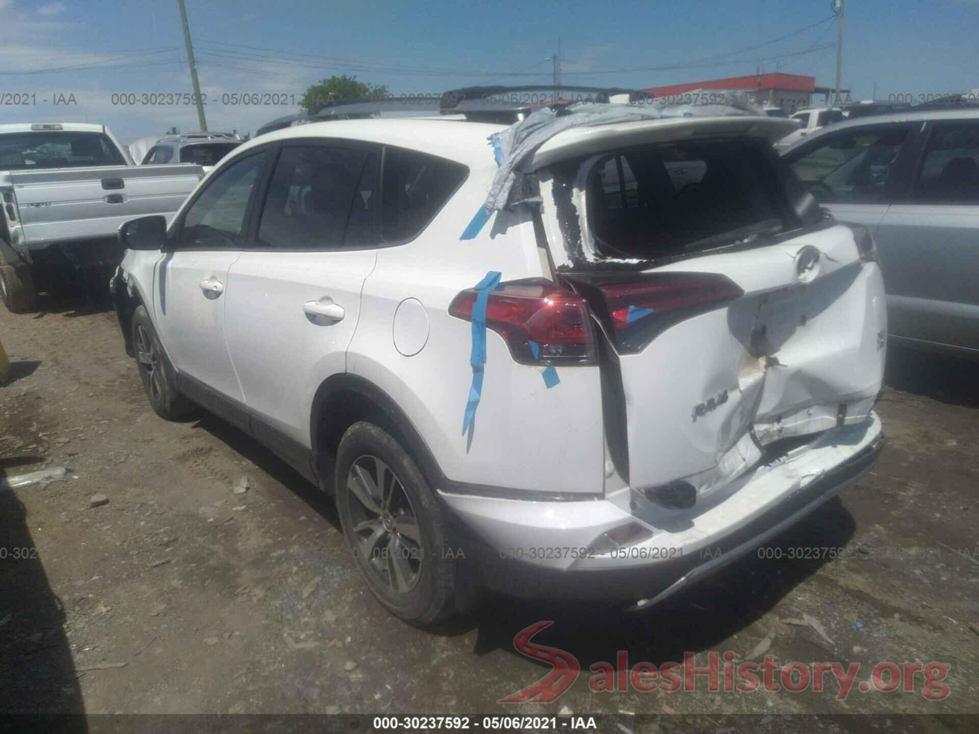 JTMRFREV3HJ705010 2017 TOYOTA RAV4