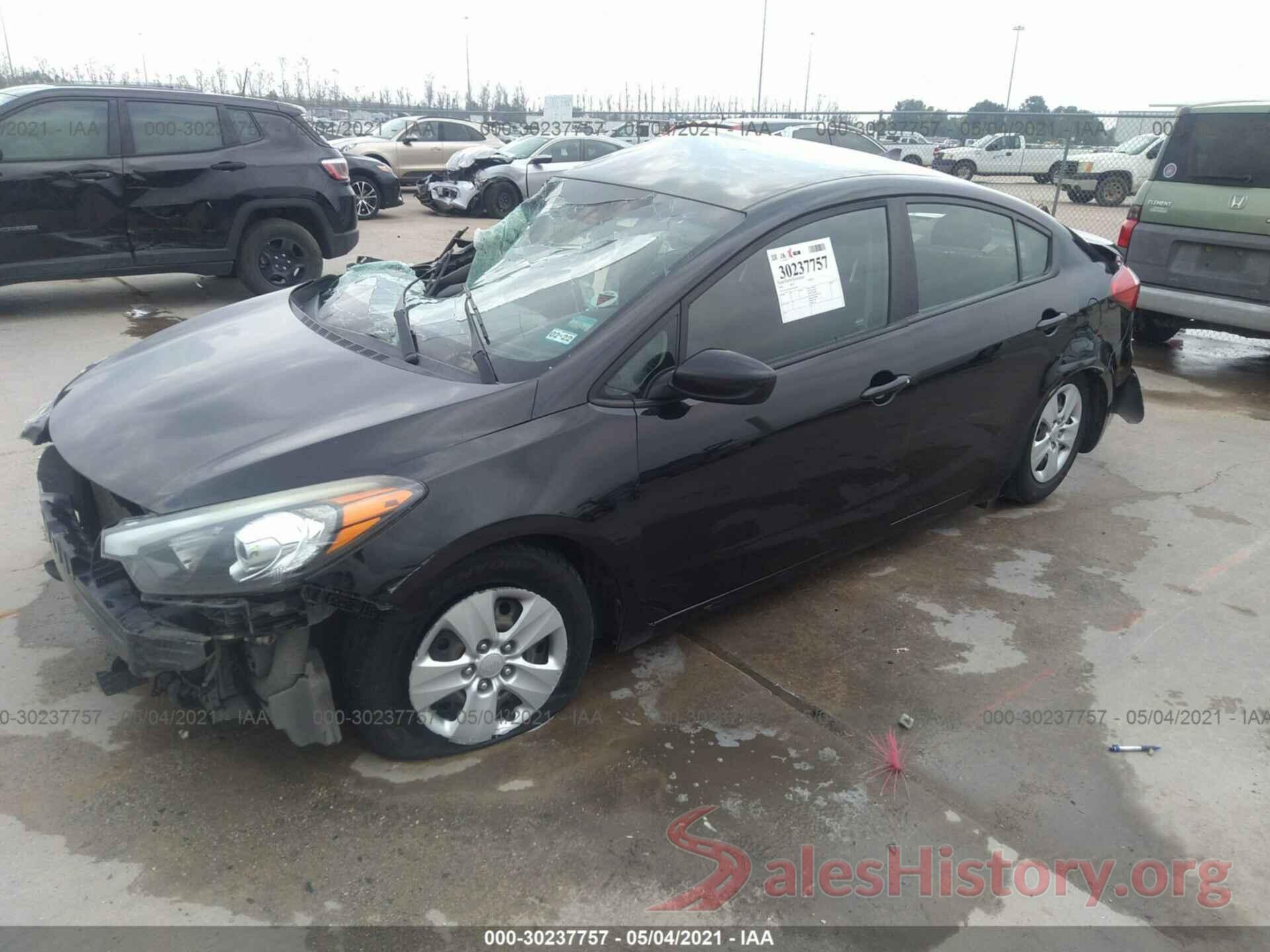 KNAFK4A63G5563794 2016 KIA FORTE