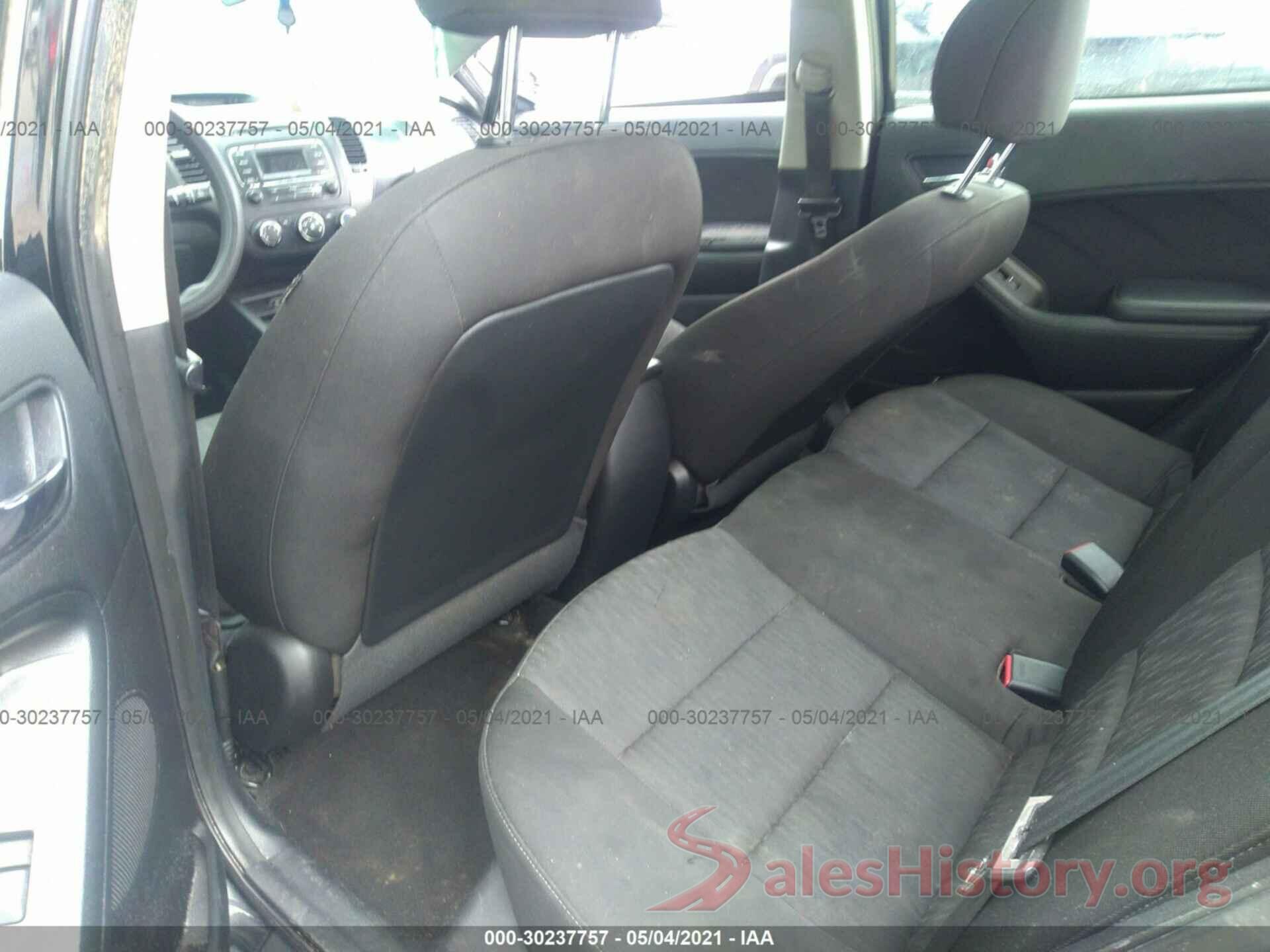 KNAFK4A63G5563794 2016 KIA FORTE