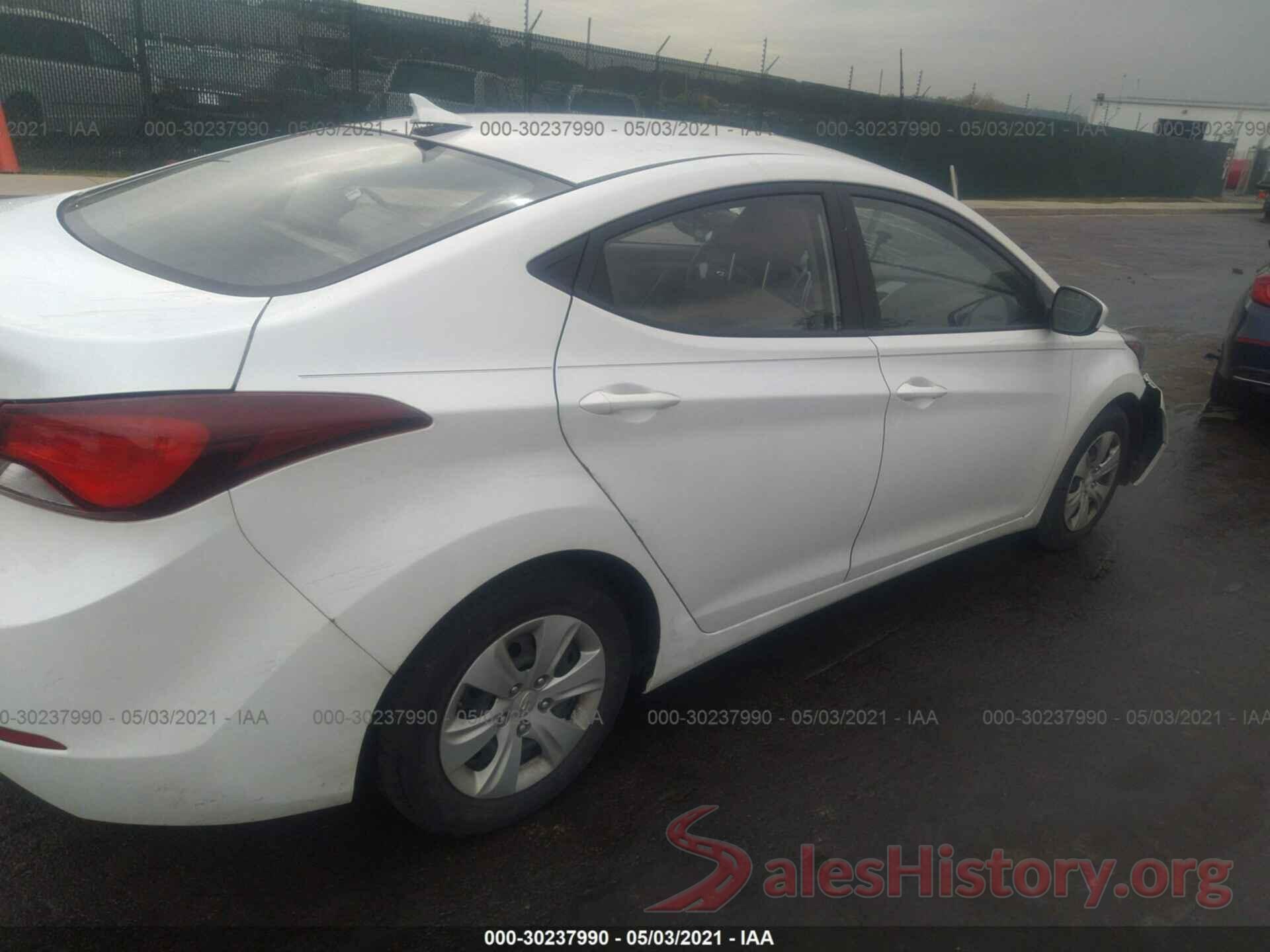 5NPDH4AE1GH717984 2016 HYUNDAI ELANTRA