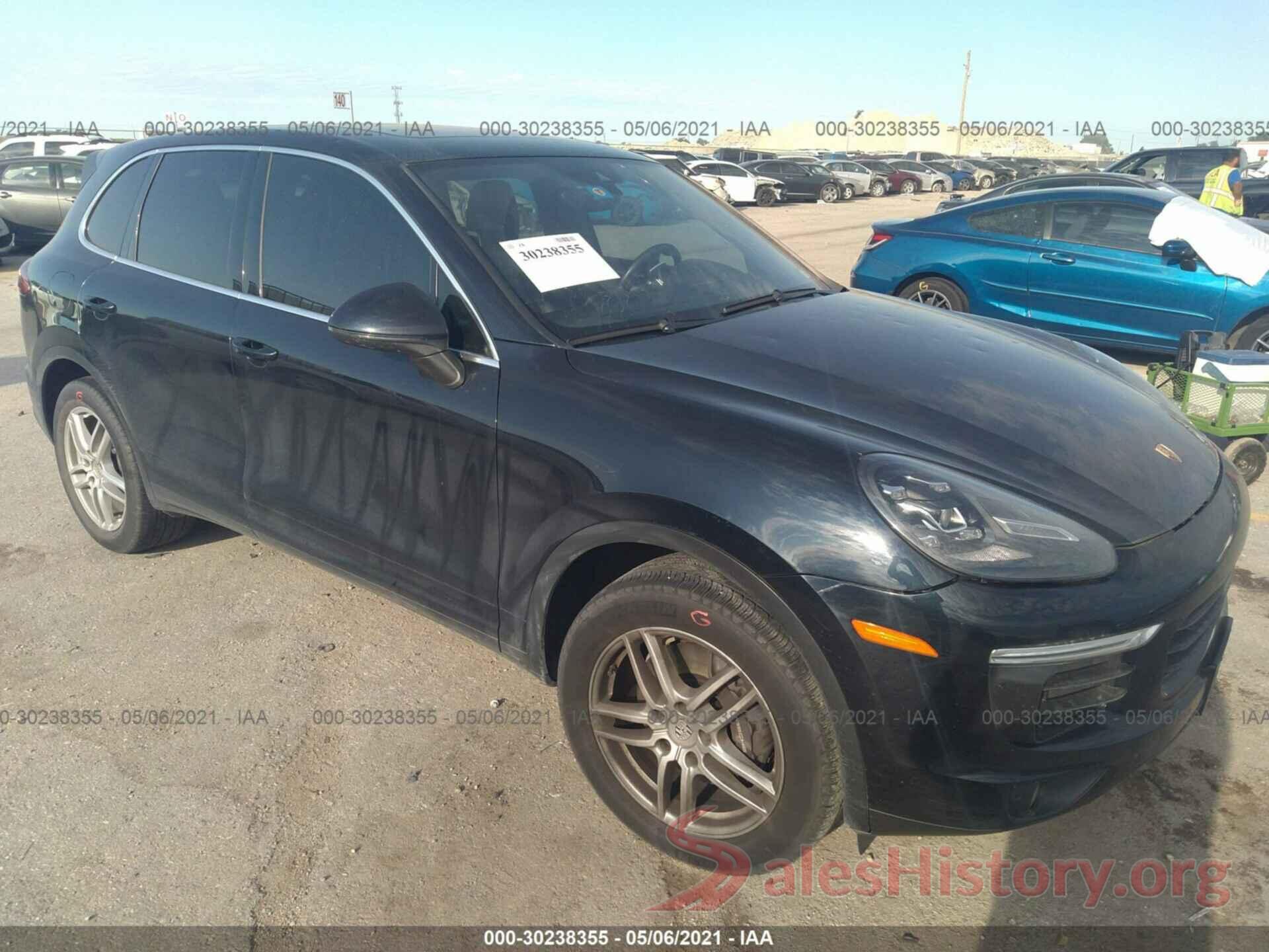 WP1AA2A29GLA02379 2016 PORSCHE CAYENNE