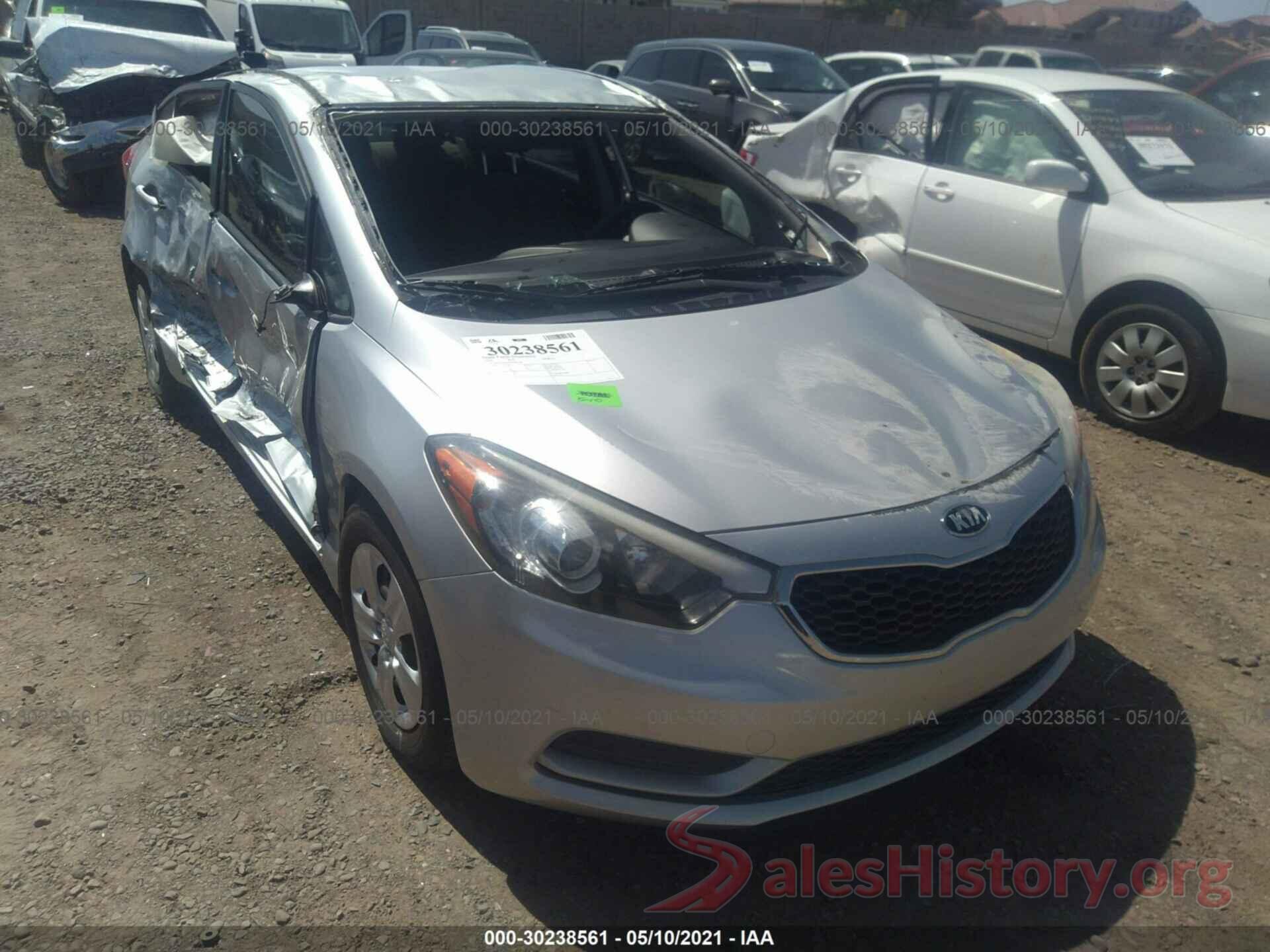 KNAFK4A69G5485392 2016 KIA FORTE