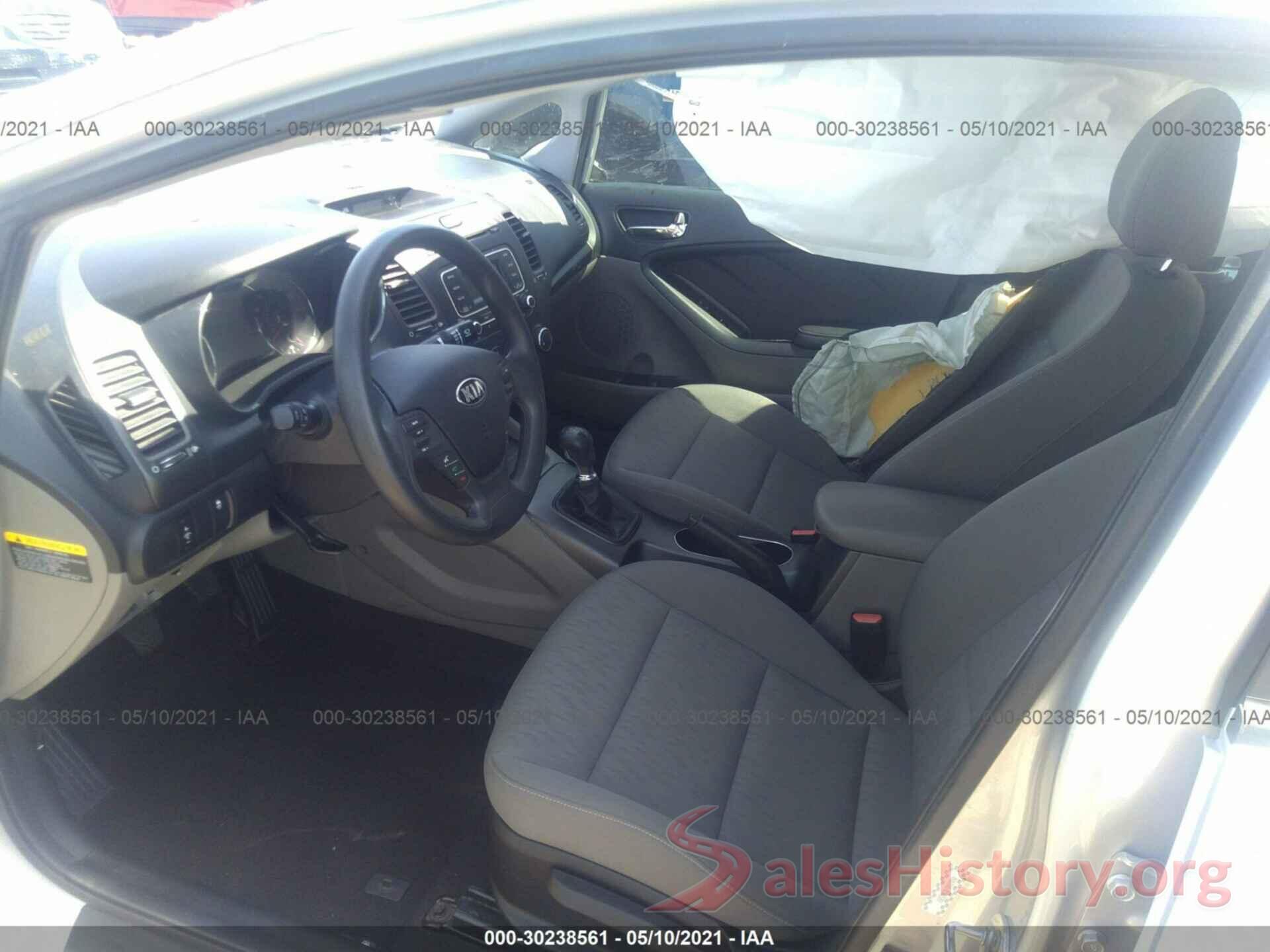 KNAFK4A69G5485392 2016 KIA FORTE