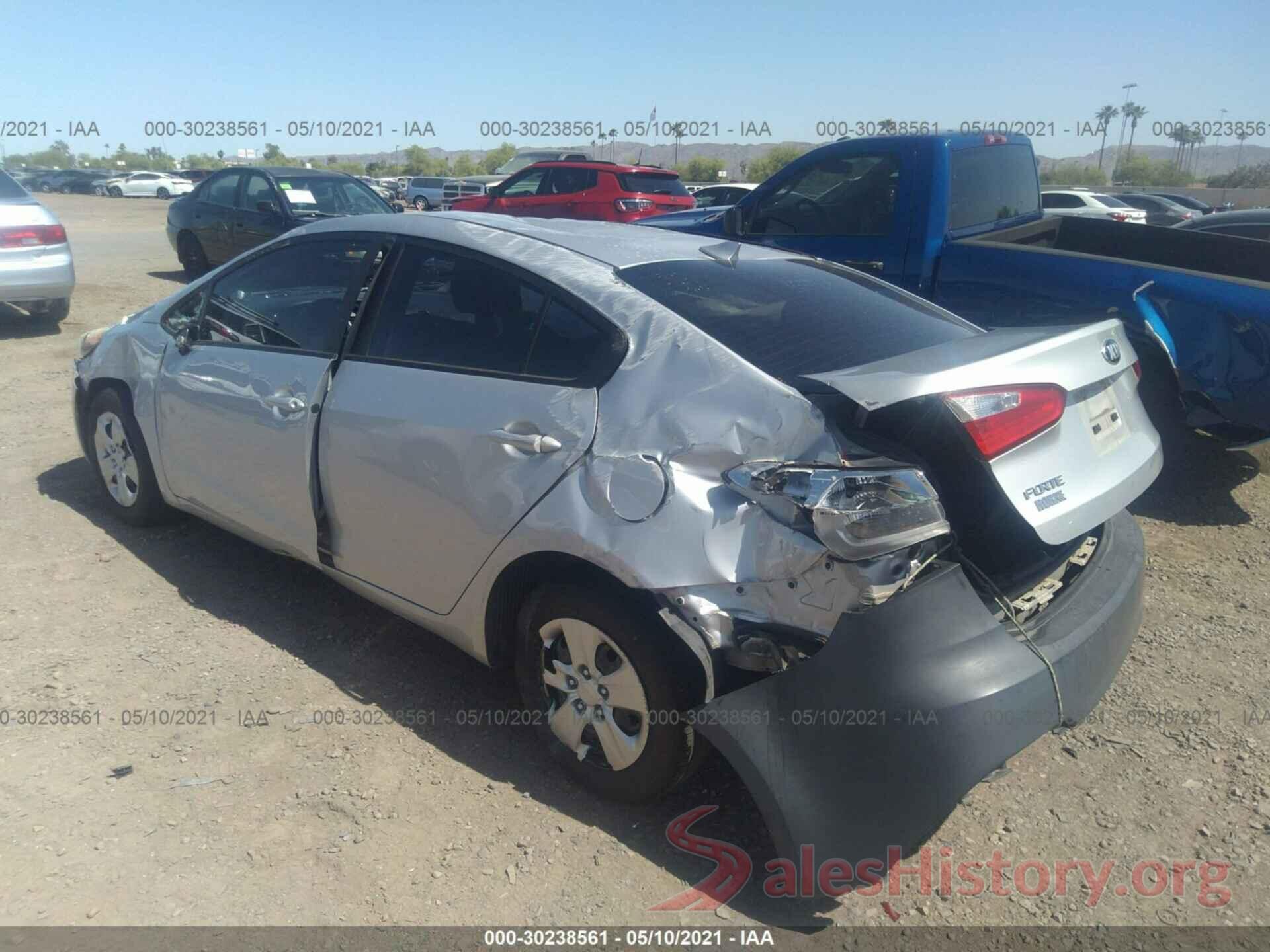 KNAFK4A69G5485392 2016 KIA FORTE