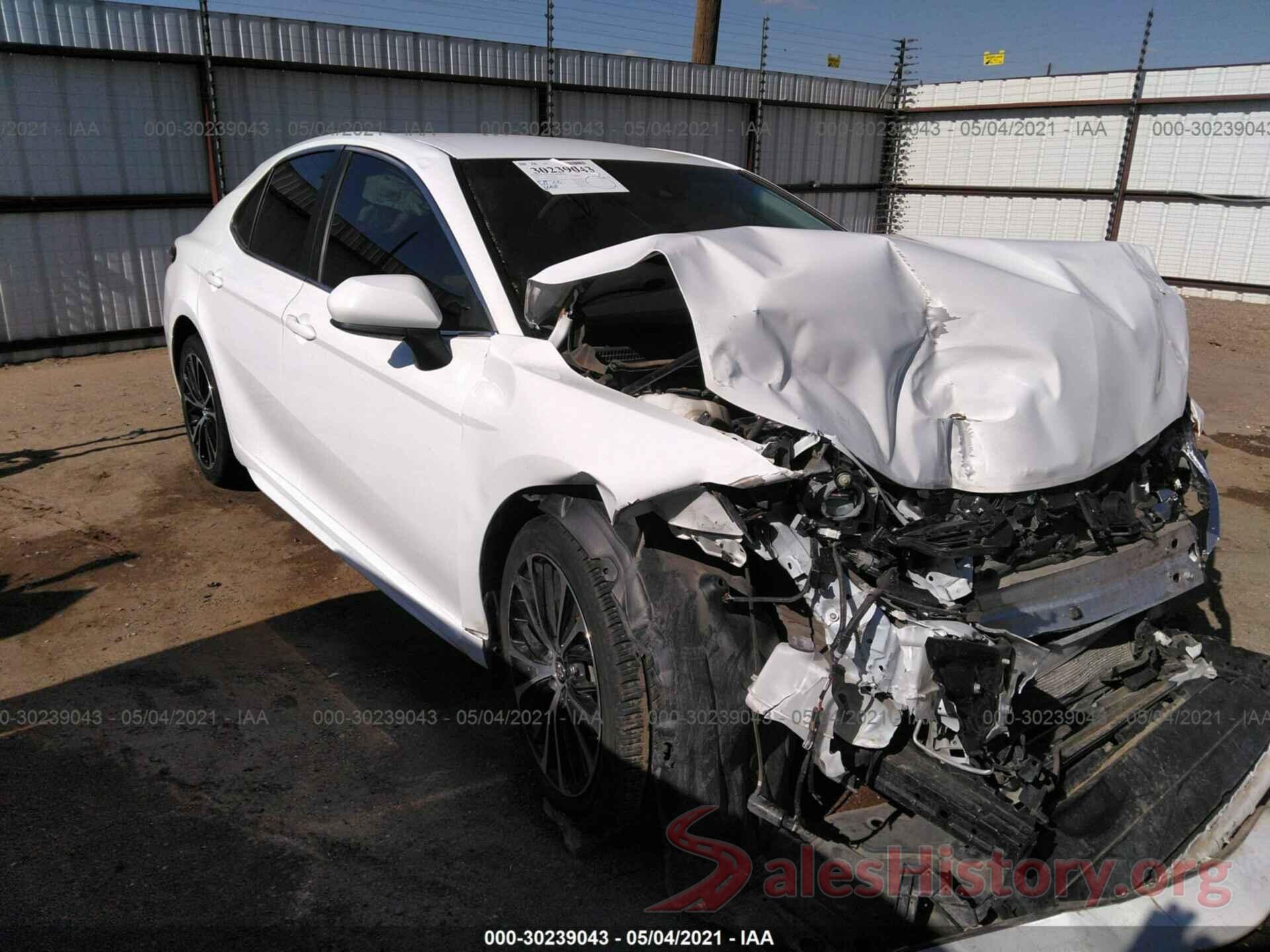 4T1B11HK4JU149535 2018 TOYOTA CAMRY