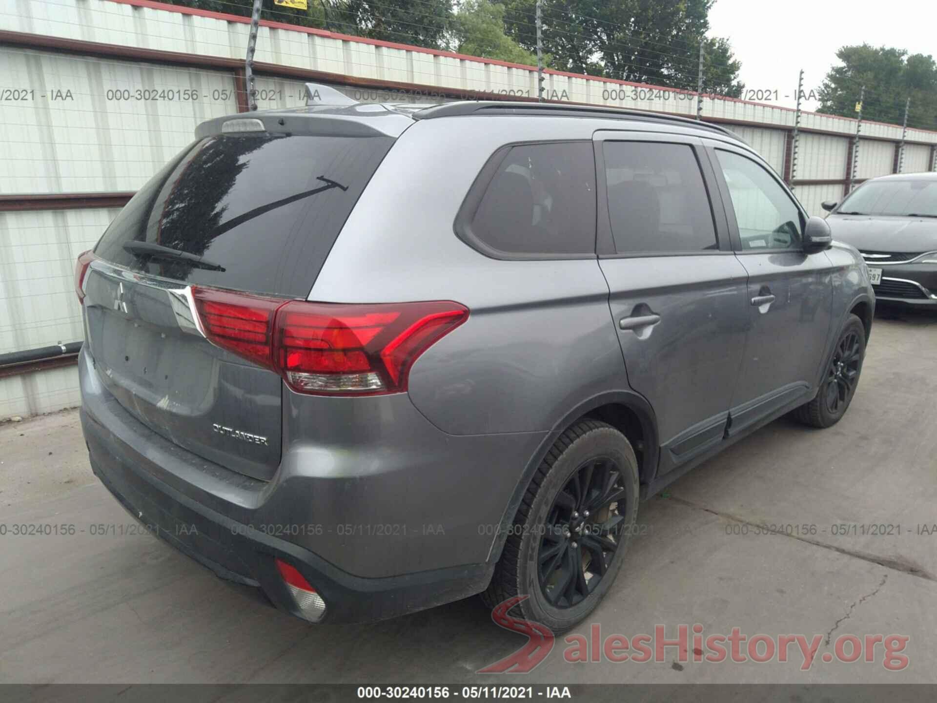 JA4AD3A32JZ050442 2018 MITSUBISHI OUTLANDER