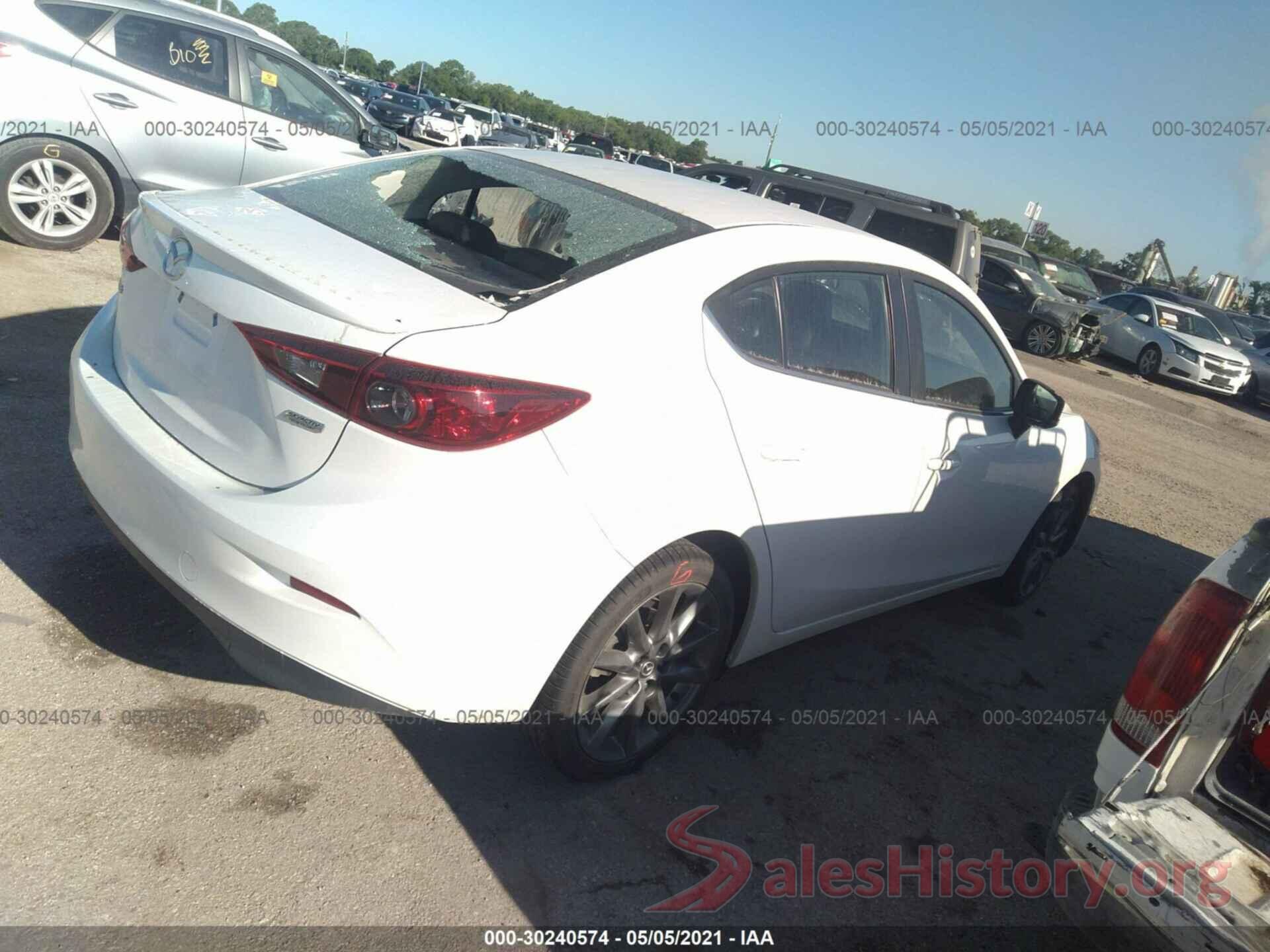 3MZBN1V3XJM203251 2018 MAZDA MAZDA3 4-DOOR