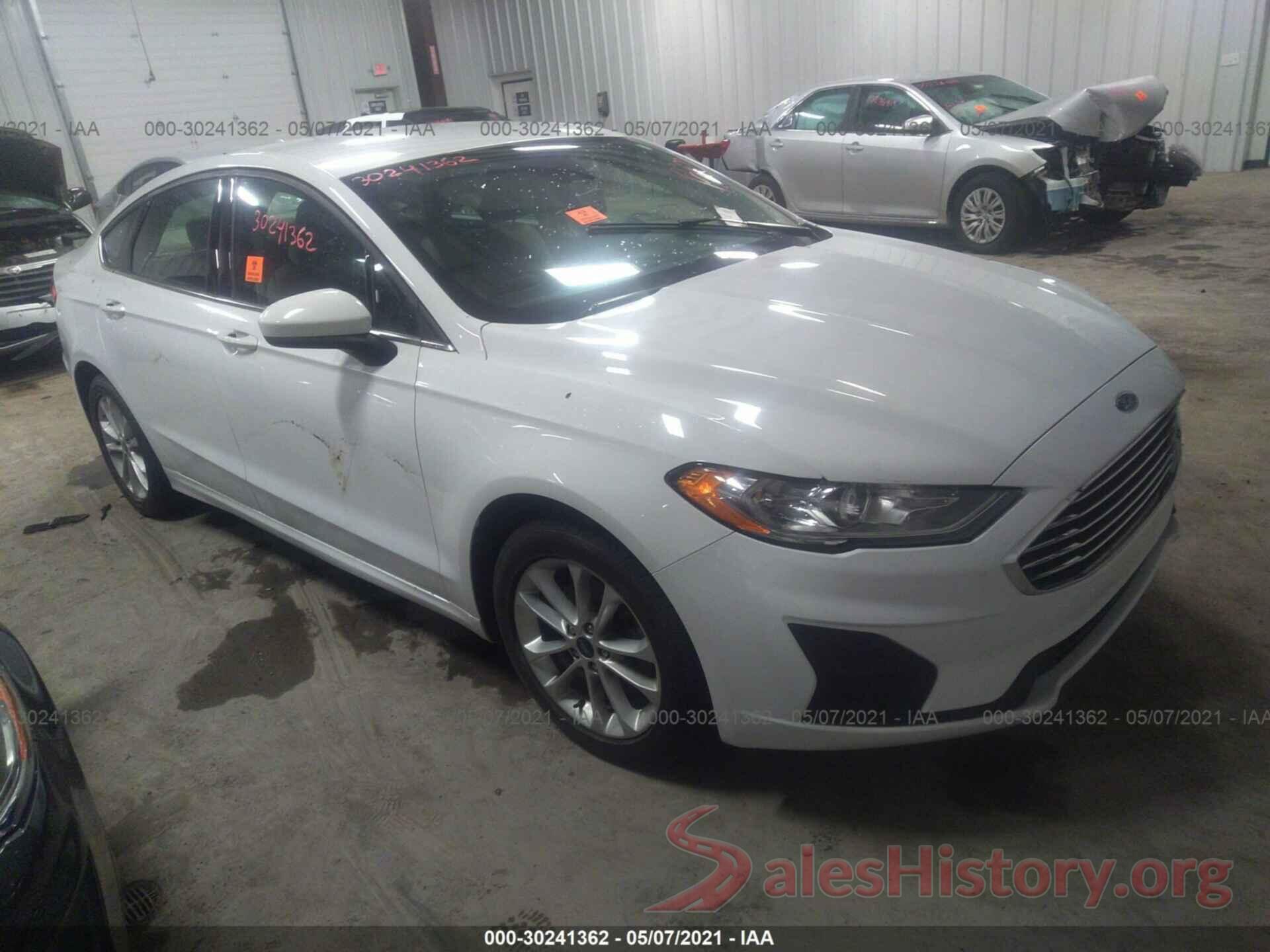 3FA6P0H74KR142240 2019 FORD FUSION