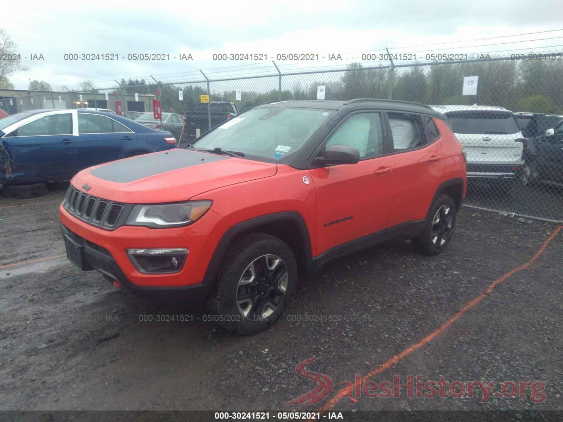 3C4NJDDB2JT130243 2018 JEEP COMPASS