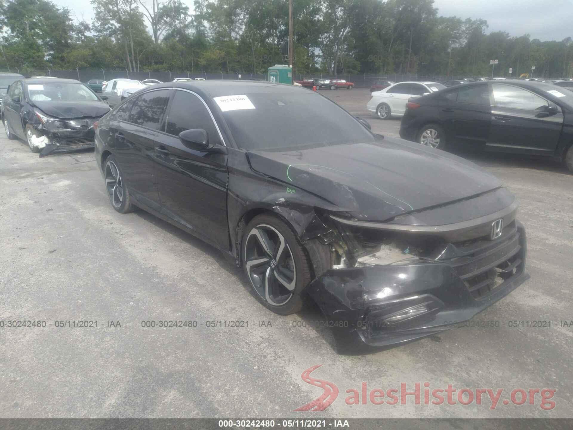 1HGCV1F30JA068186 2018 HONDA ACCORD SEDAN