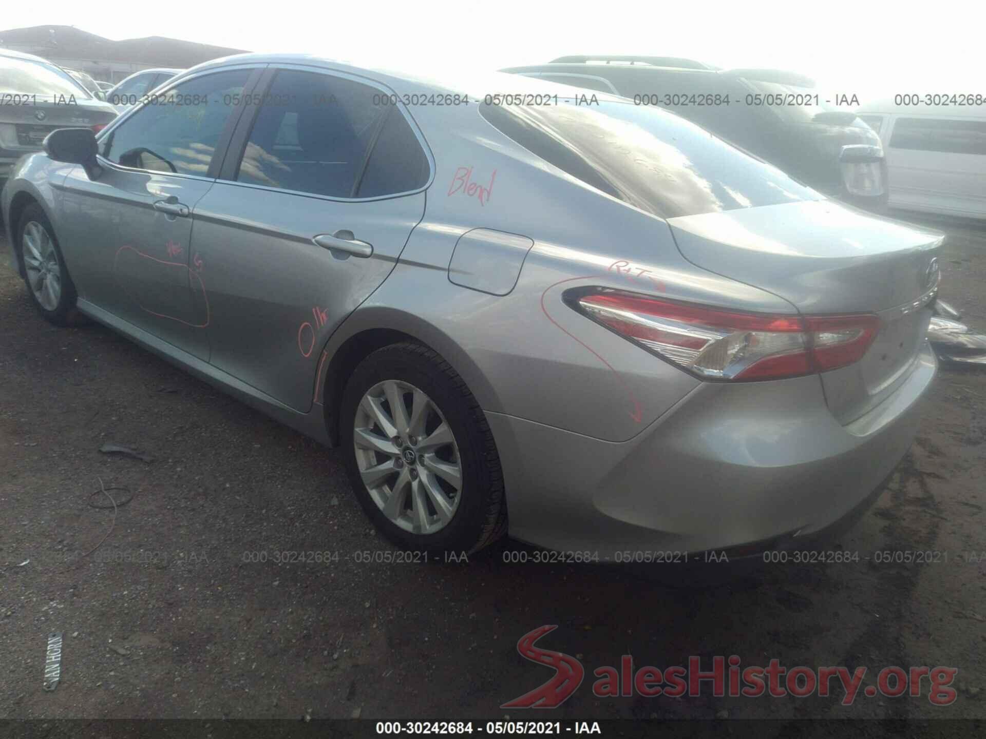 4T1B11HKXJU655726 2018 TOYOTA CAMRY