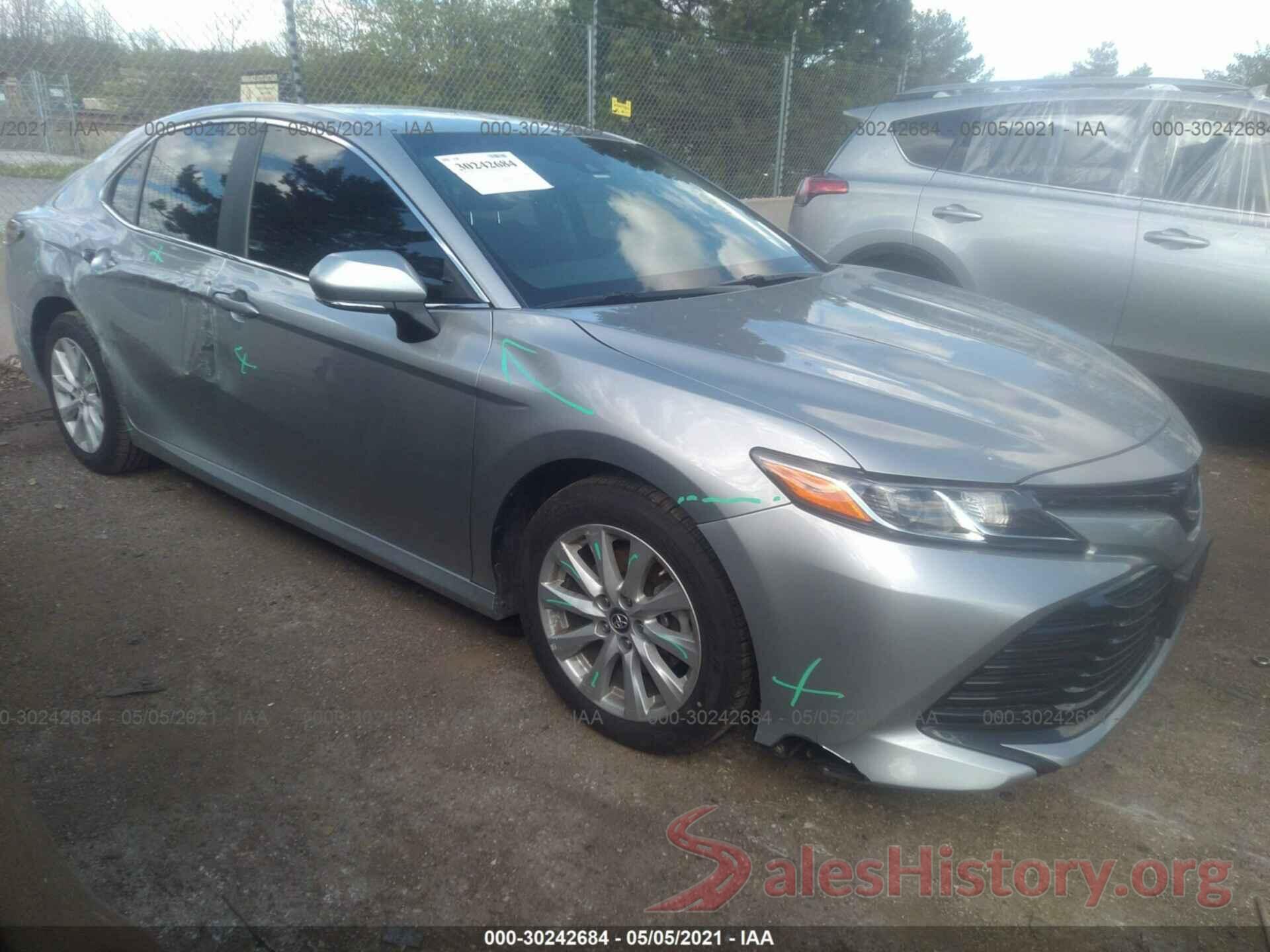 4T1B11HKXJU655726 2018 TOYOTA CAMRY