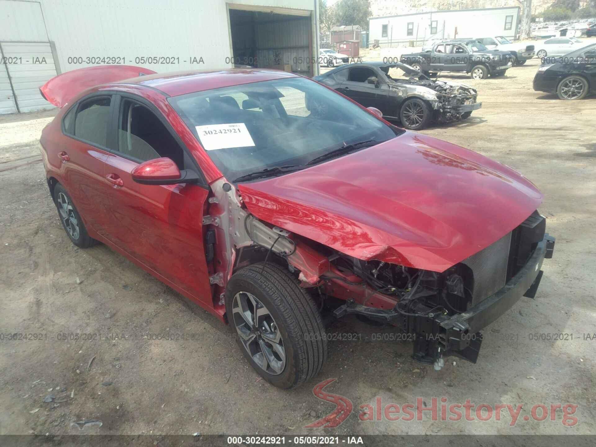 3KPF24AD4ME284257 2021 KIA FORTE