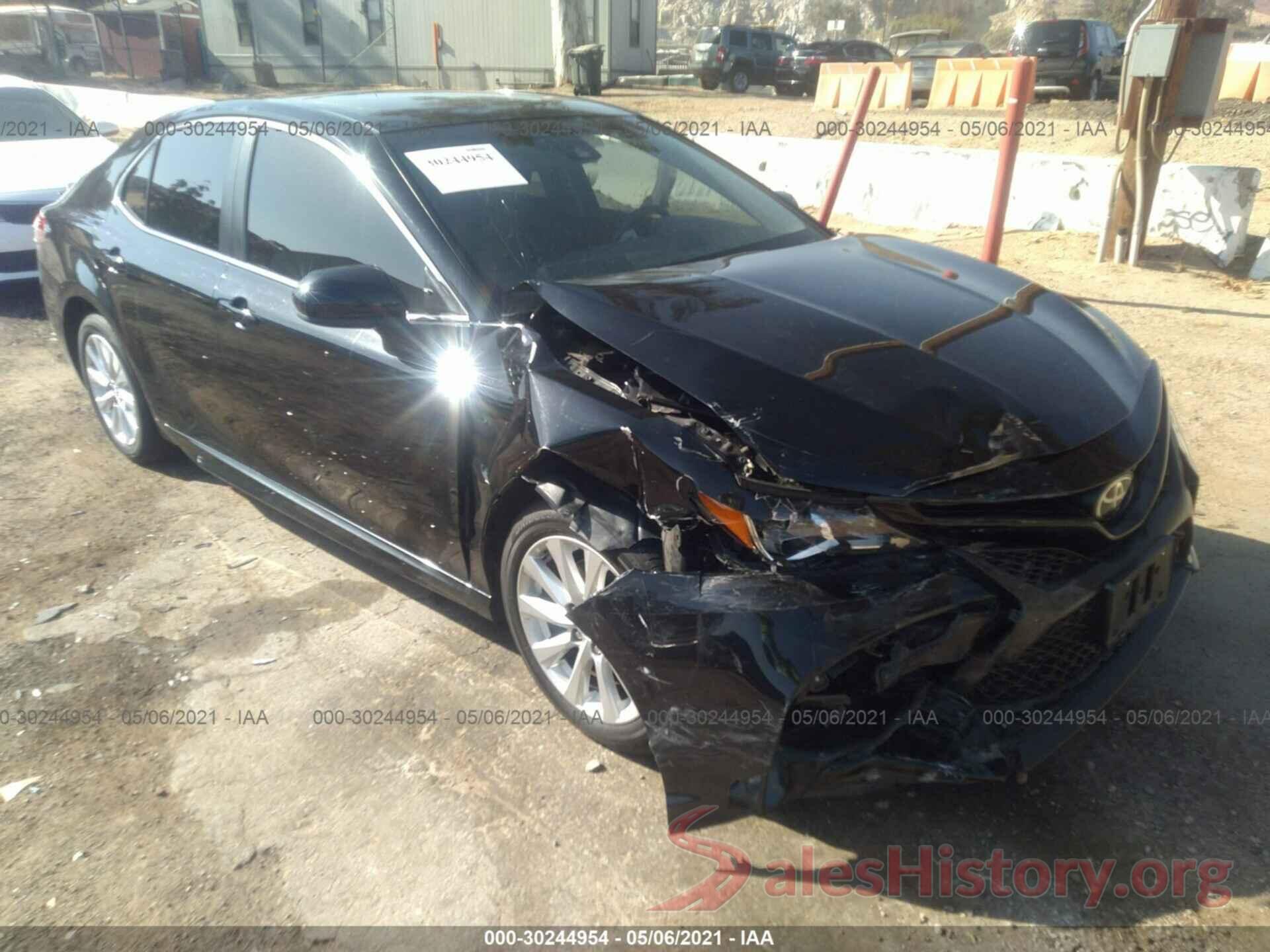 JTNB11HK6J3023974 2018 TOYOTA CAMRY