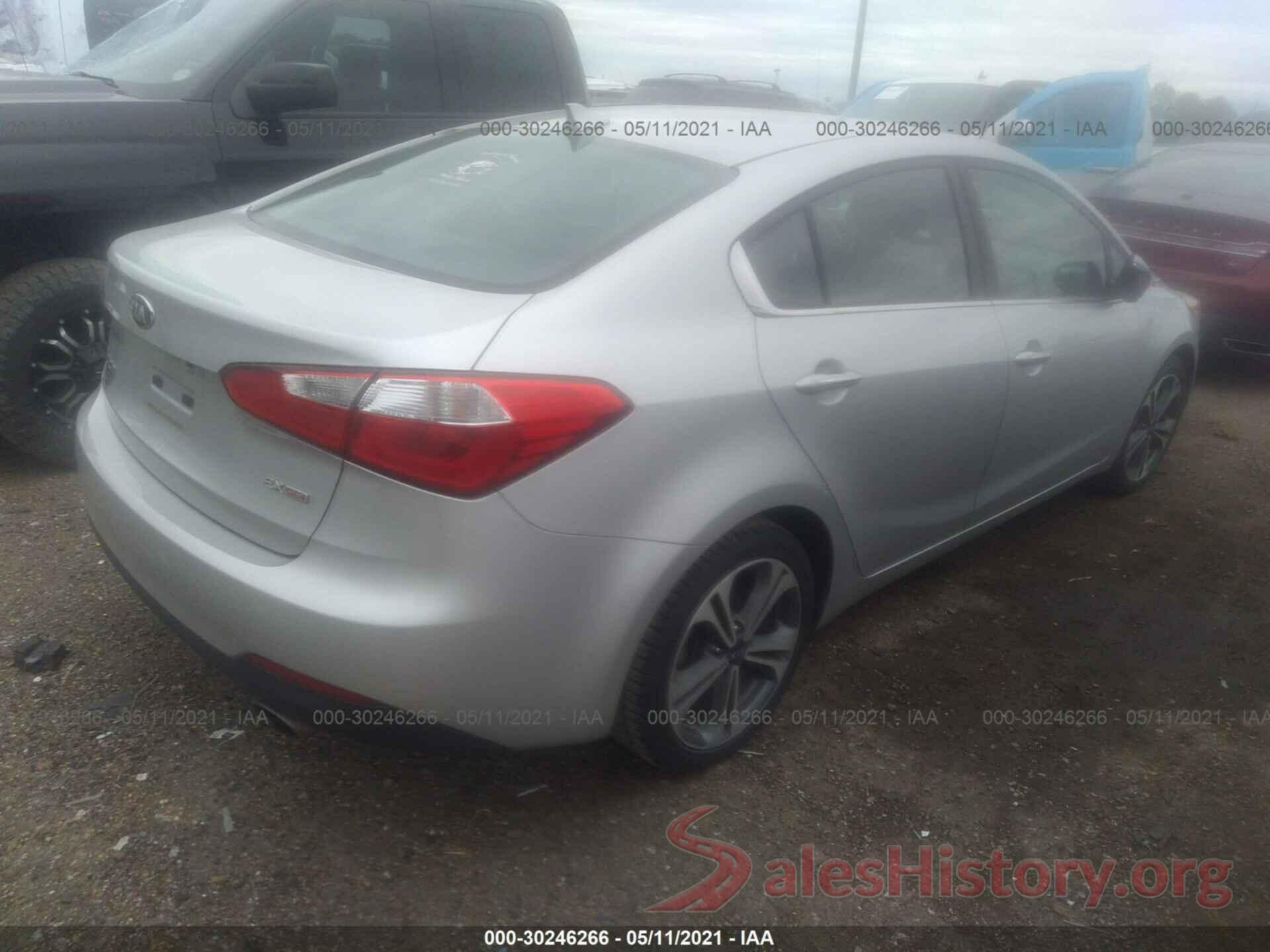 KNAFX4A89G5529524 2016 KIA FORTE