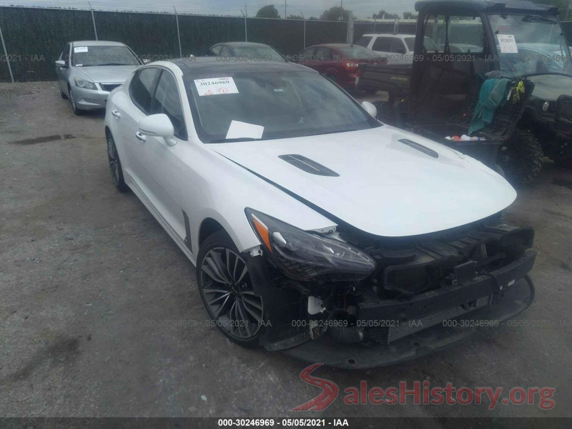 KNAE25LA8J6014547 2018 KIA STINGER