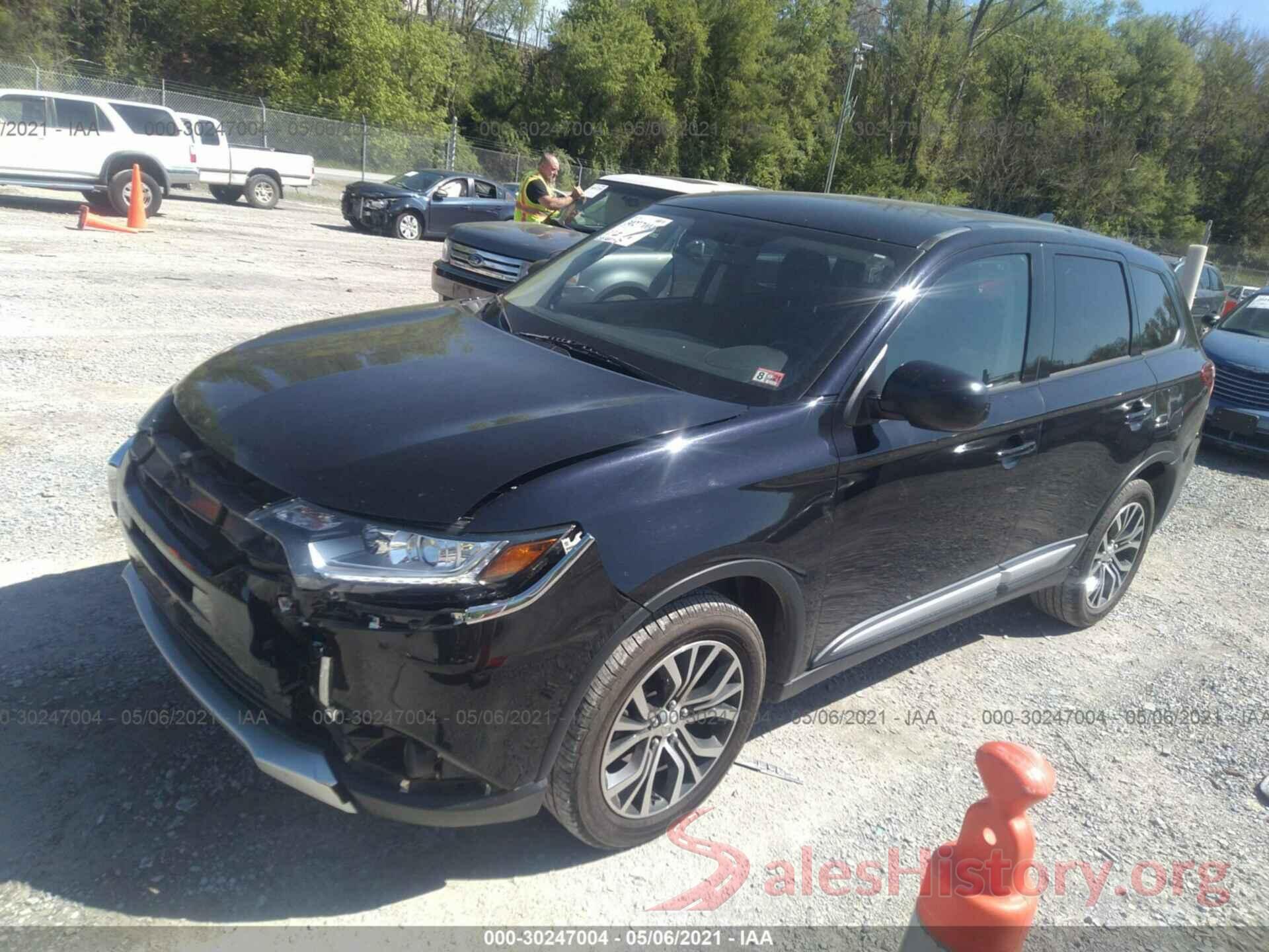 JA4AZ2A39HZ062870 2017 MITSUBISHI OUTLANDER