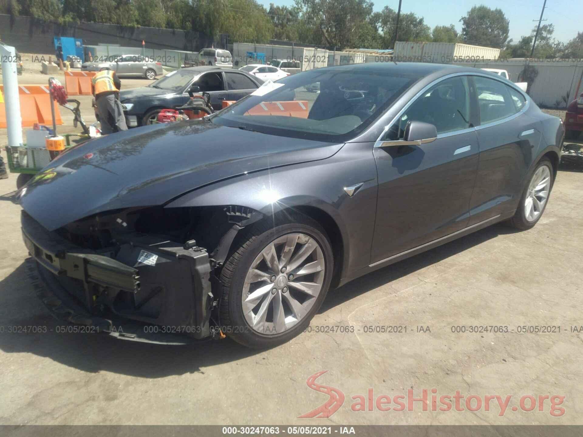 5YJSA1E27JF282727 2018 TESLA MODEL S