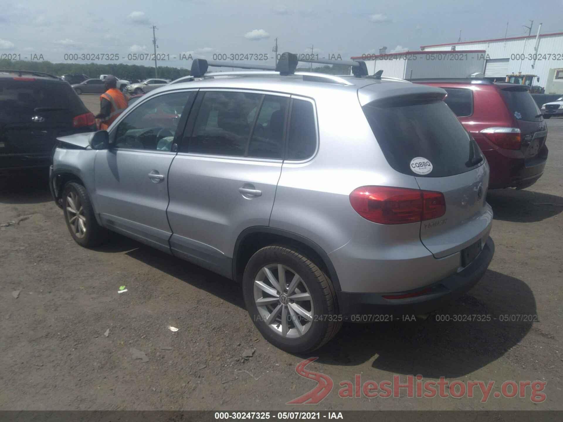 WVGSV7AX7HK015055 2017 VOLKSWAGEN TIGUAN