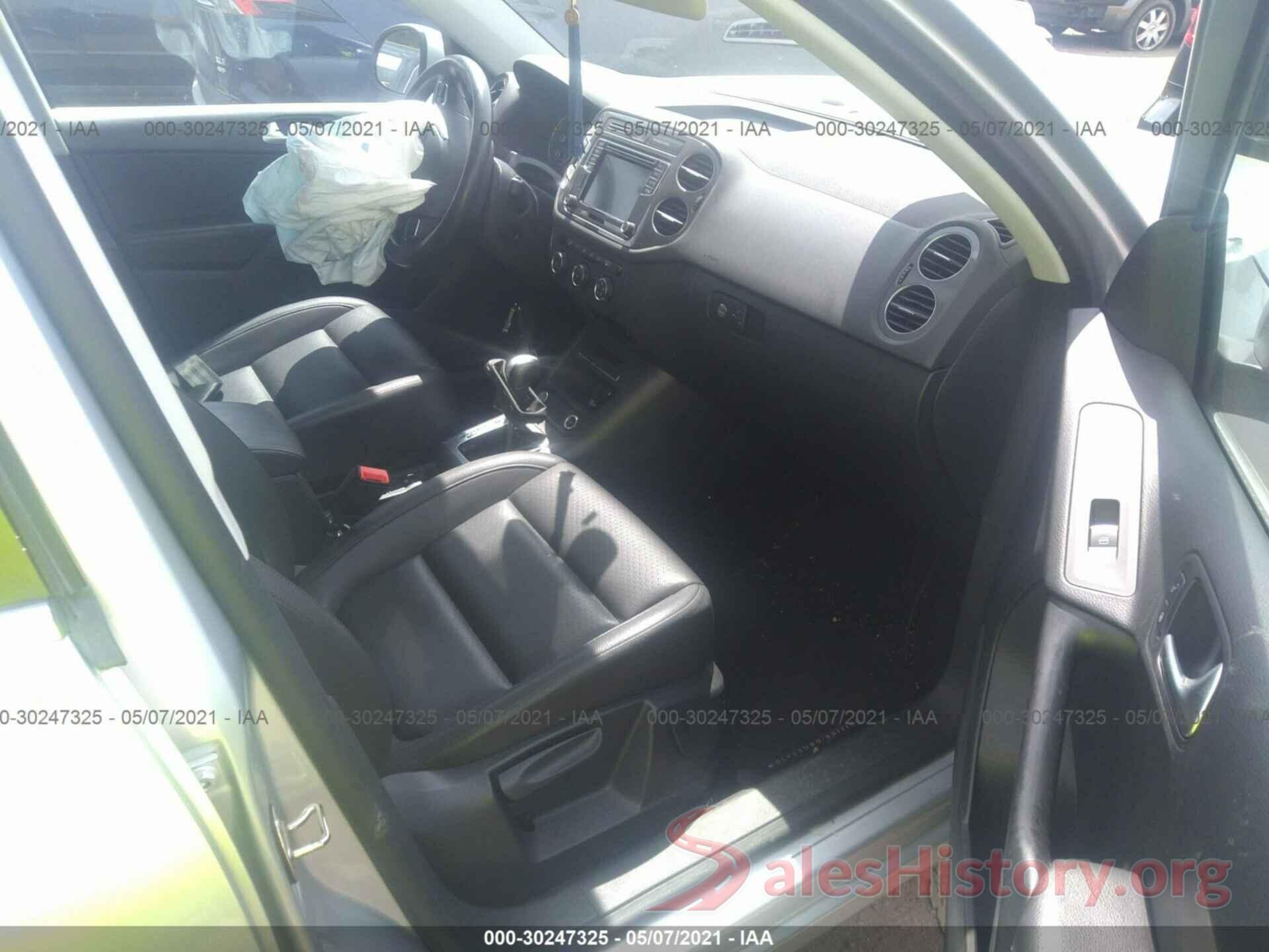 WVGSV7AX7HK015055 2017 VOLKSWAGEN TIGUAN