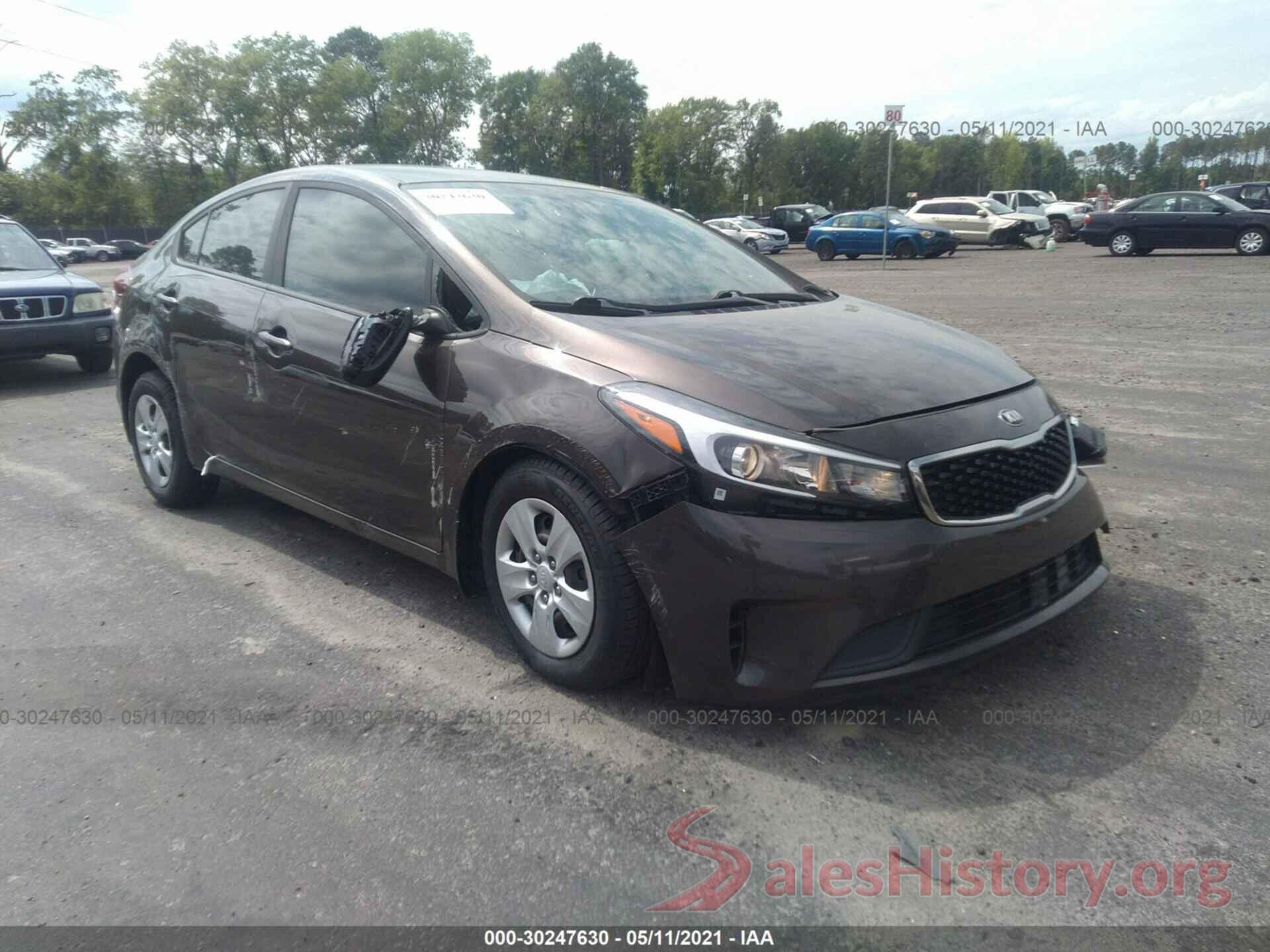 3KPFK4A71HE106032 2017 KIA FORTE