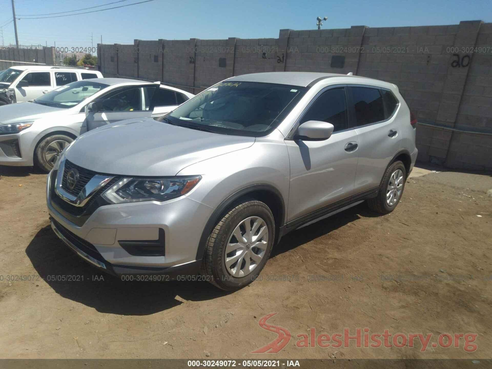 KNMAT2MT8JP560319 2018 NISSAN ROGUE