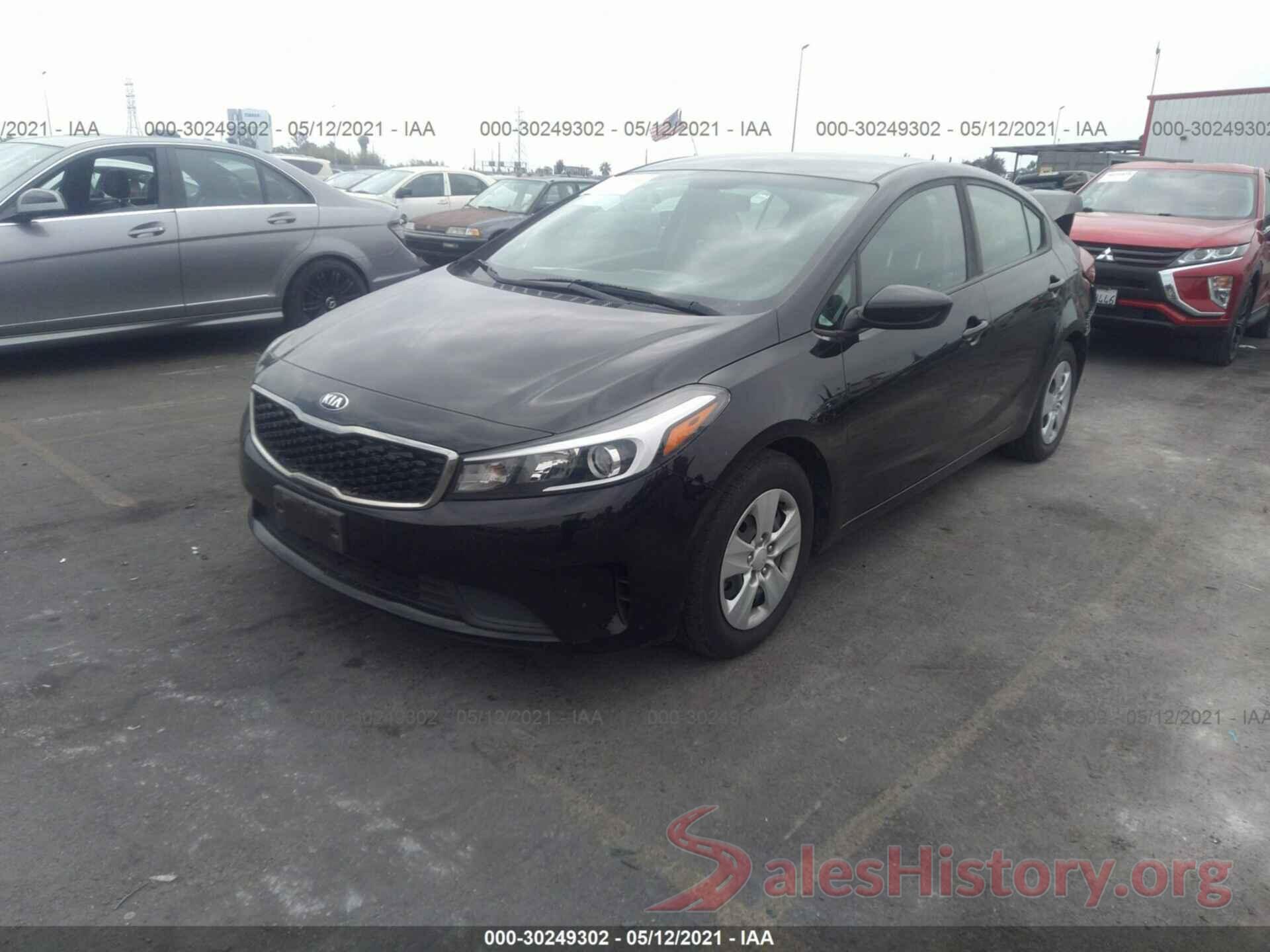 3KPFK4A75JE251810 2018 KIA FORTE