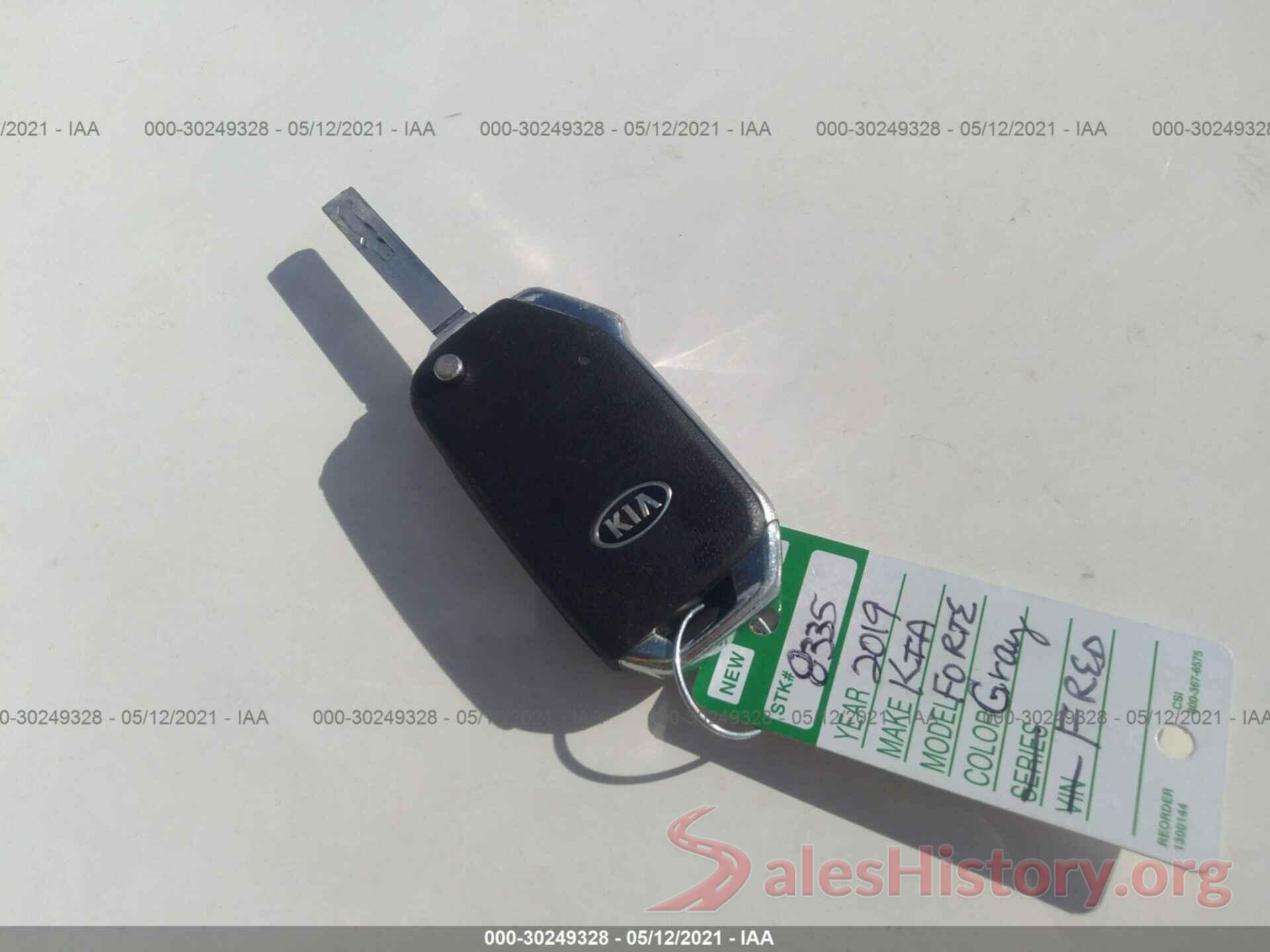 3KPF24AD4KE037205 2019 KIA FORTE