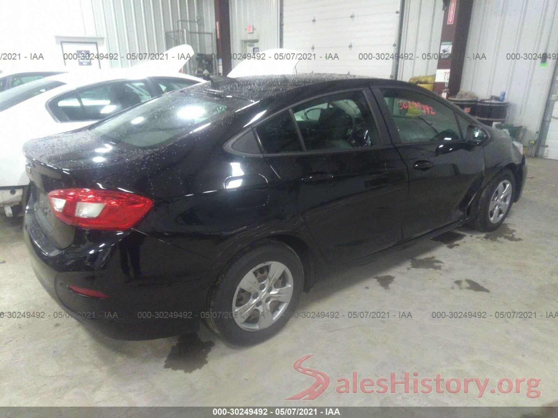 1G1BC5SMXH7220335 2017 CHEVROLET CRUZE