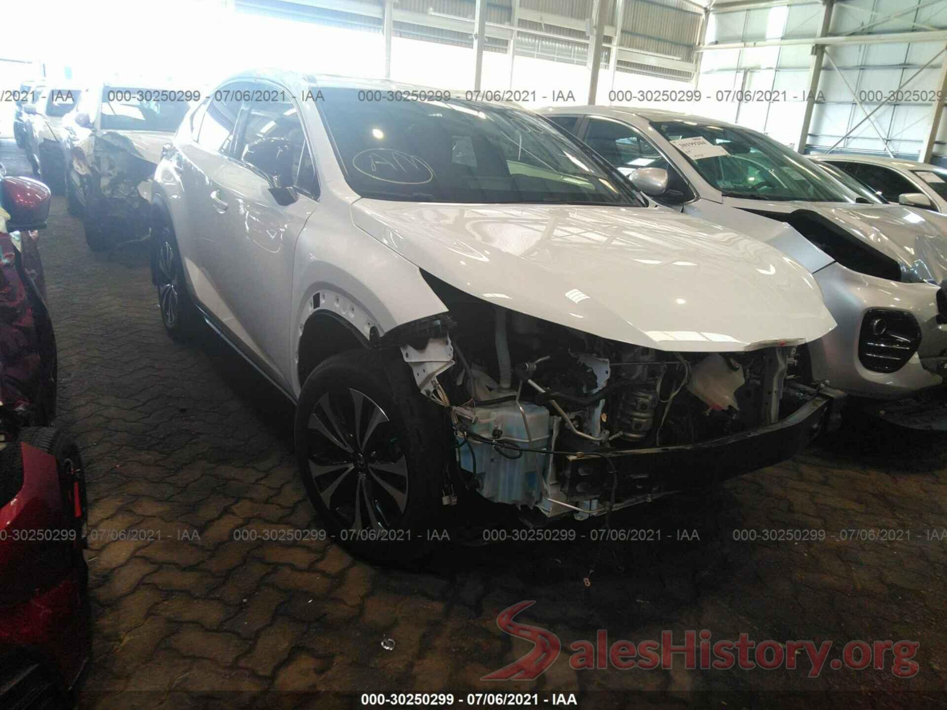 000000004K2179914 2019 LEXUS NX